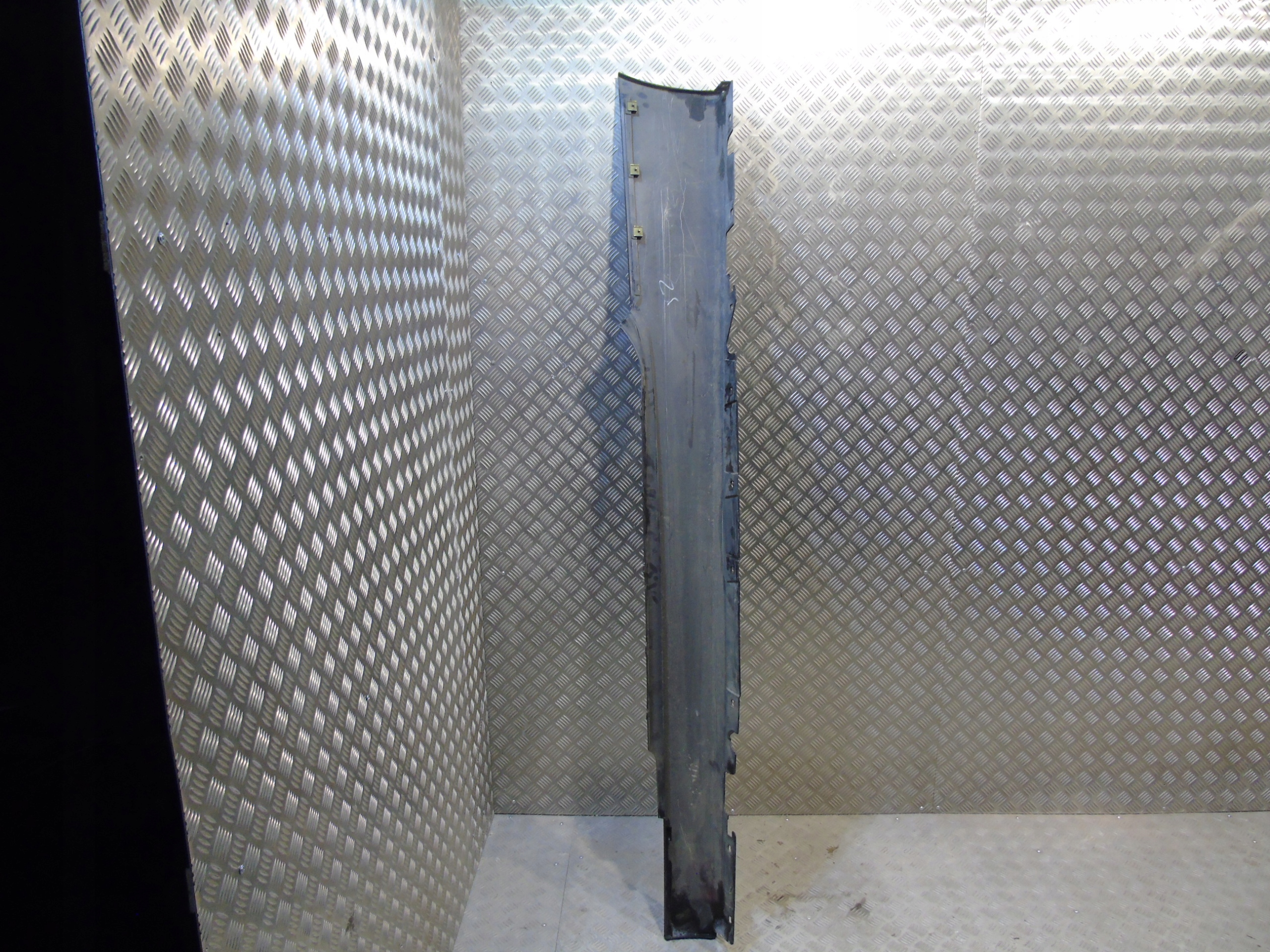 perfect condition moulding threshold right BMW E92 E93 LIFT 1