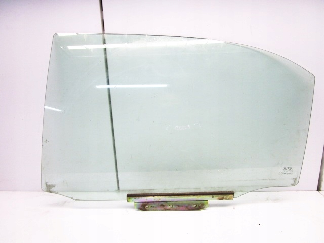 TOYOTA COROLLA VERSO I 01-04R SZYBA DRZWI TYŁ LEWA