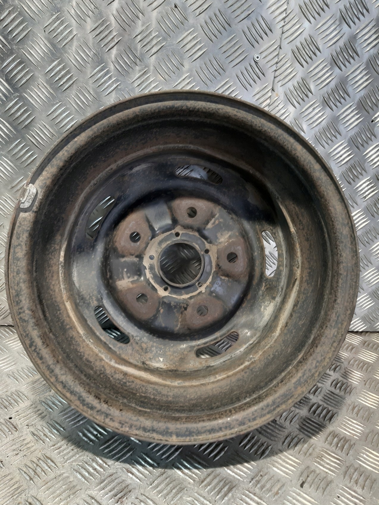 disk oceľový 1x FORD 2150829 5x160 5,5J ET60 R15