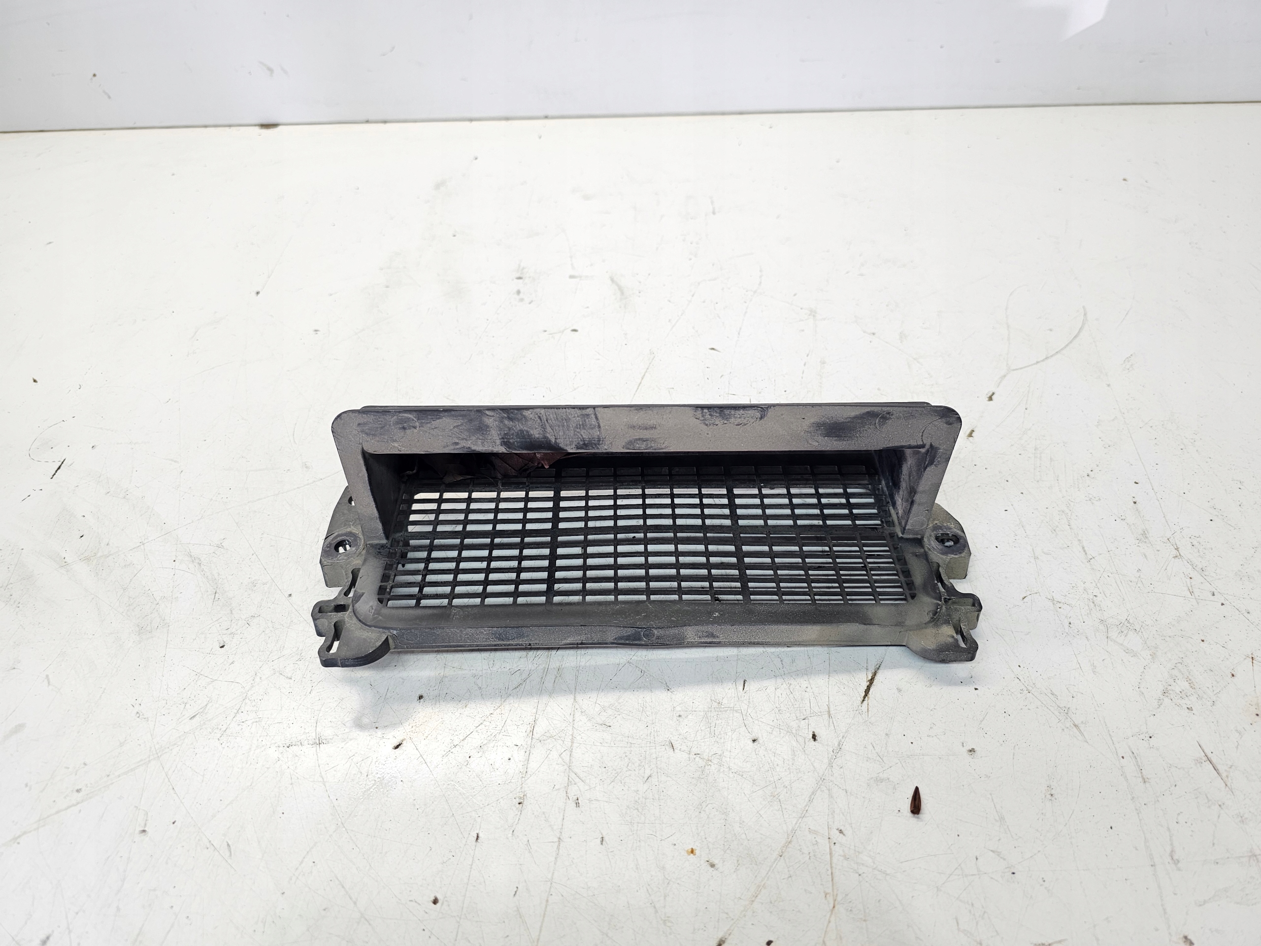 grid boot AUDI A1 8X 8X0815479B