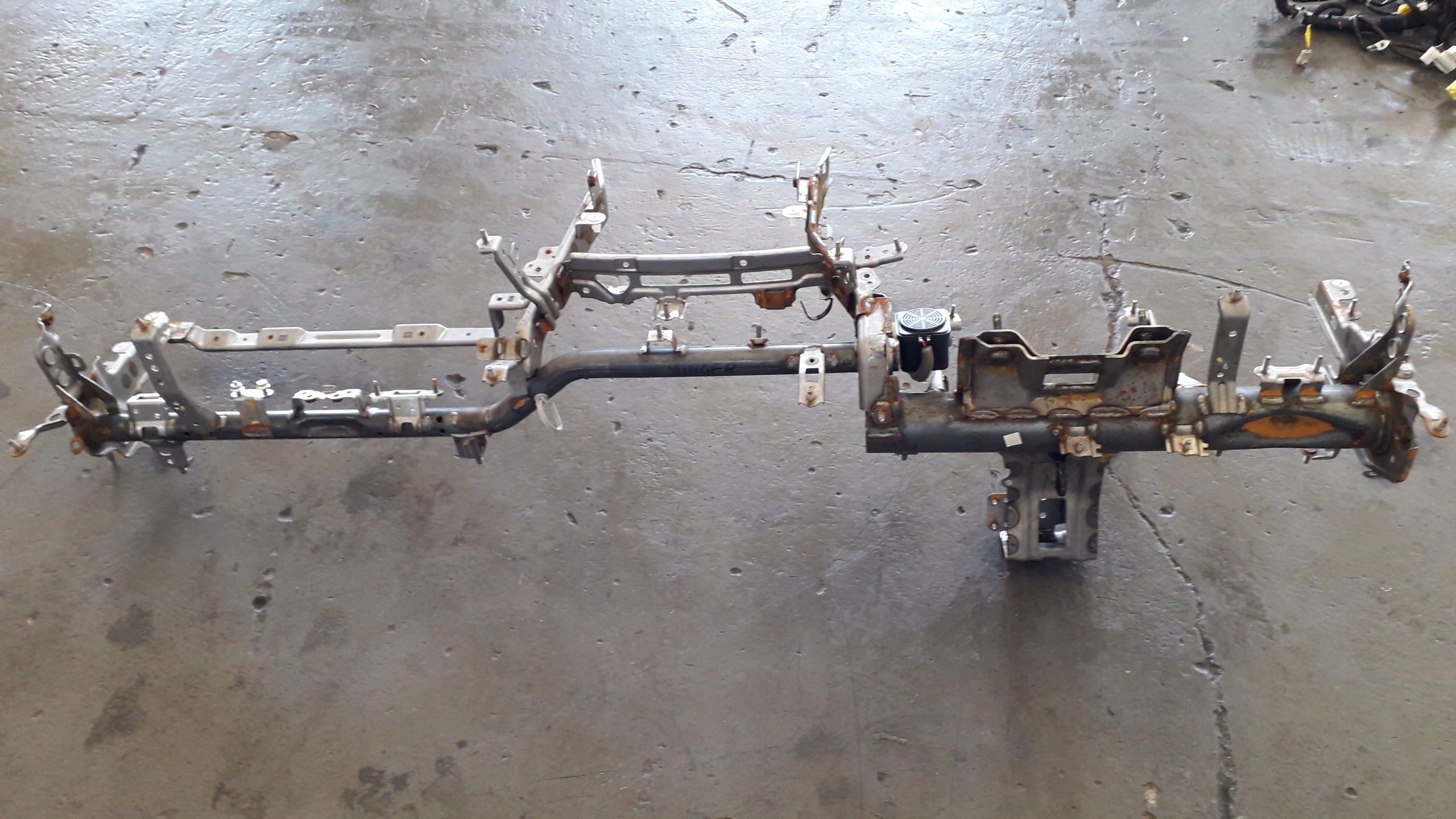 KIA STINGER БАЛКА ТРУБА STELAZ ПІД КОНСОЛІ ДОШКИ