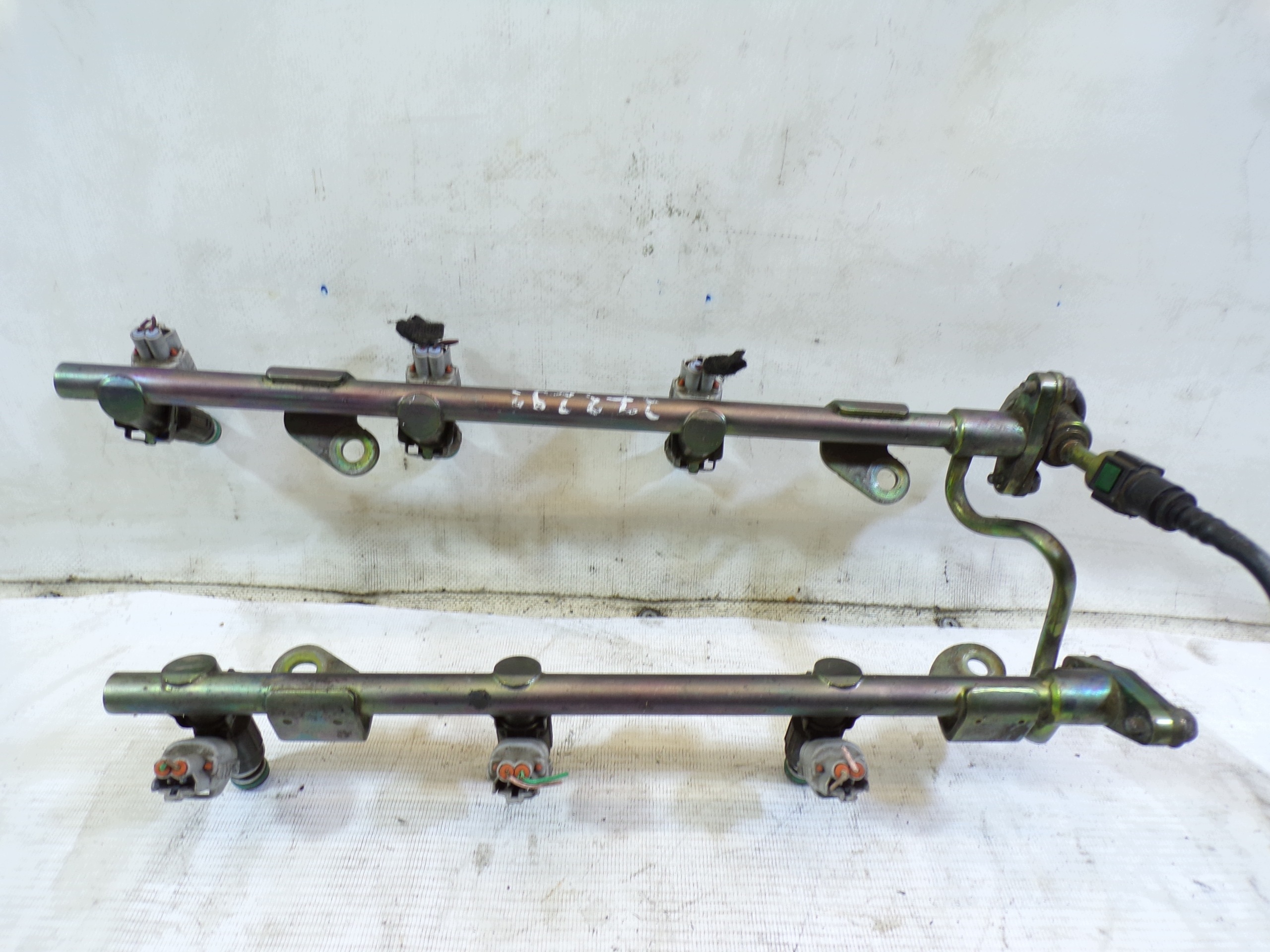Rampe injection RENAULT ESPACE 4 IV 3.5 V6