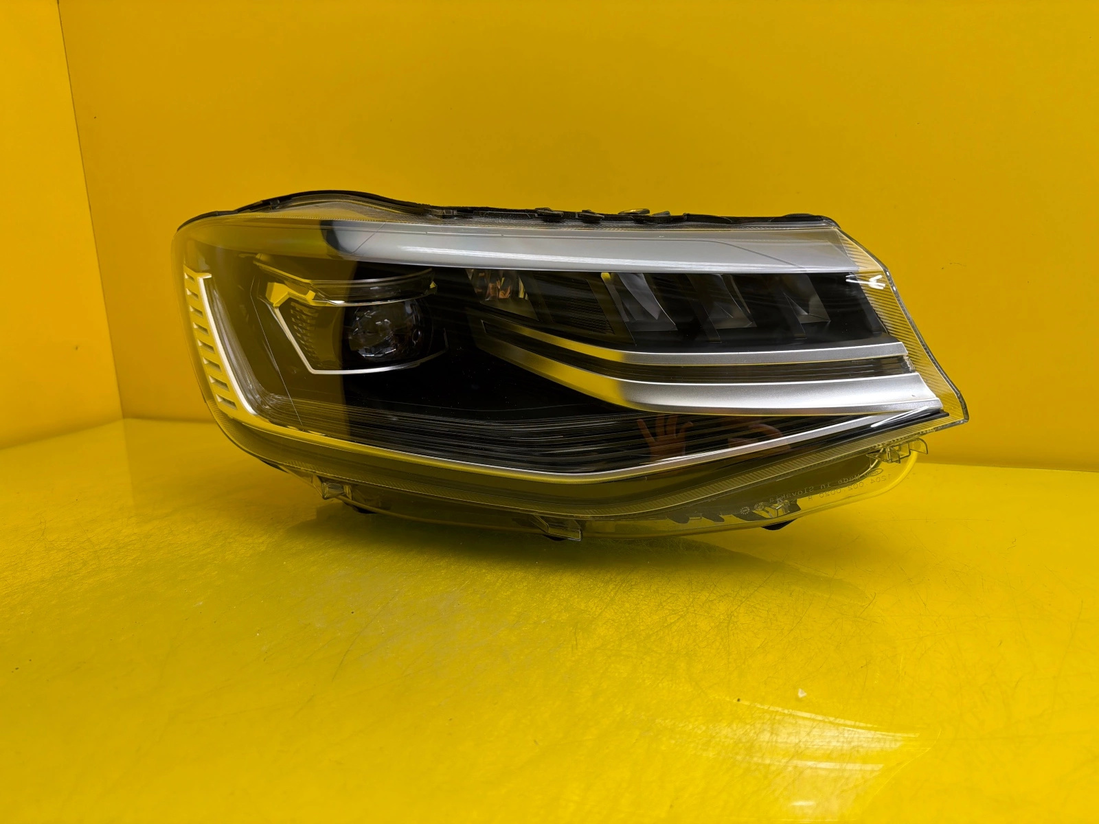 light right front Volkswagen Caddy V 5 20- Full Led 2K8941036AG