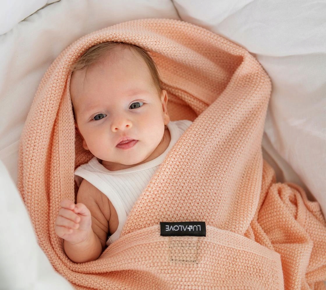 Lullalove Kocyk - Otulacz Merino 90x100 cm Premium Łosoś Marka Lullalove