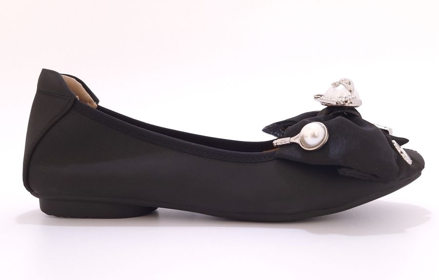 Černé dámské baleríny s mašličkou Loretta Vitale W5301 r38