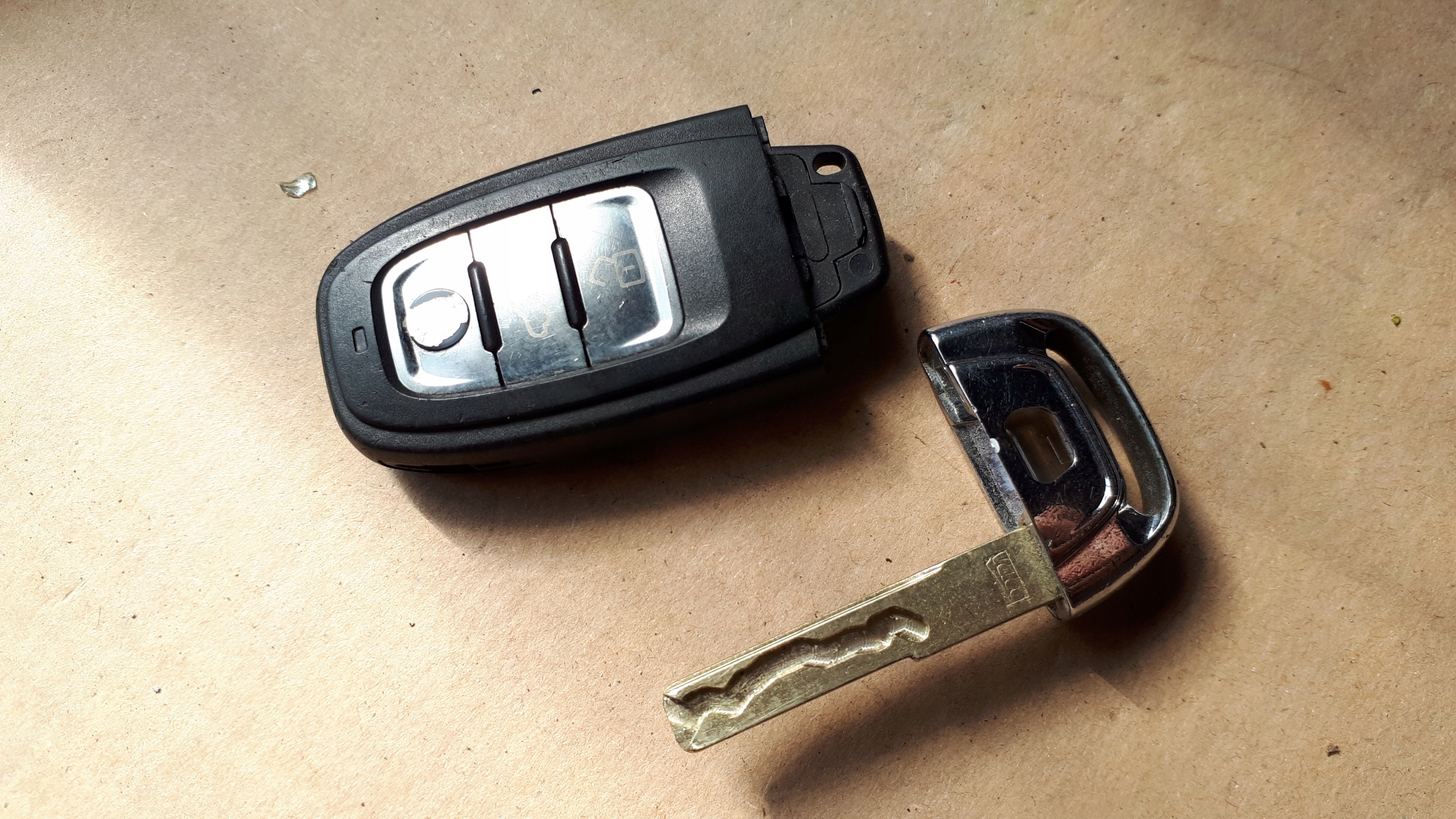 A5 8T LIFT key key 8T0959754C PILOT A4 B8 Q5