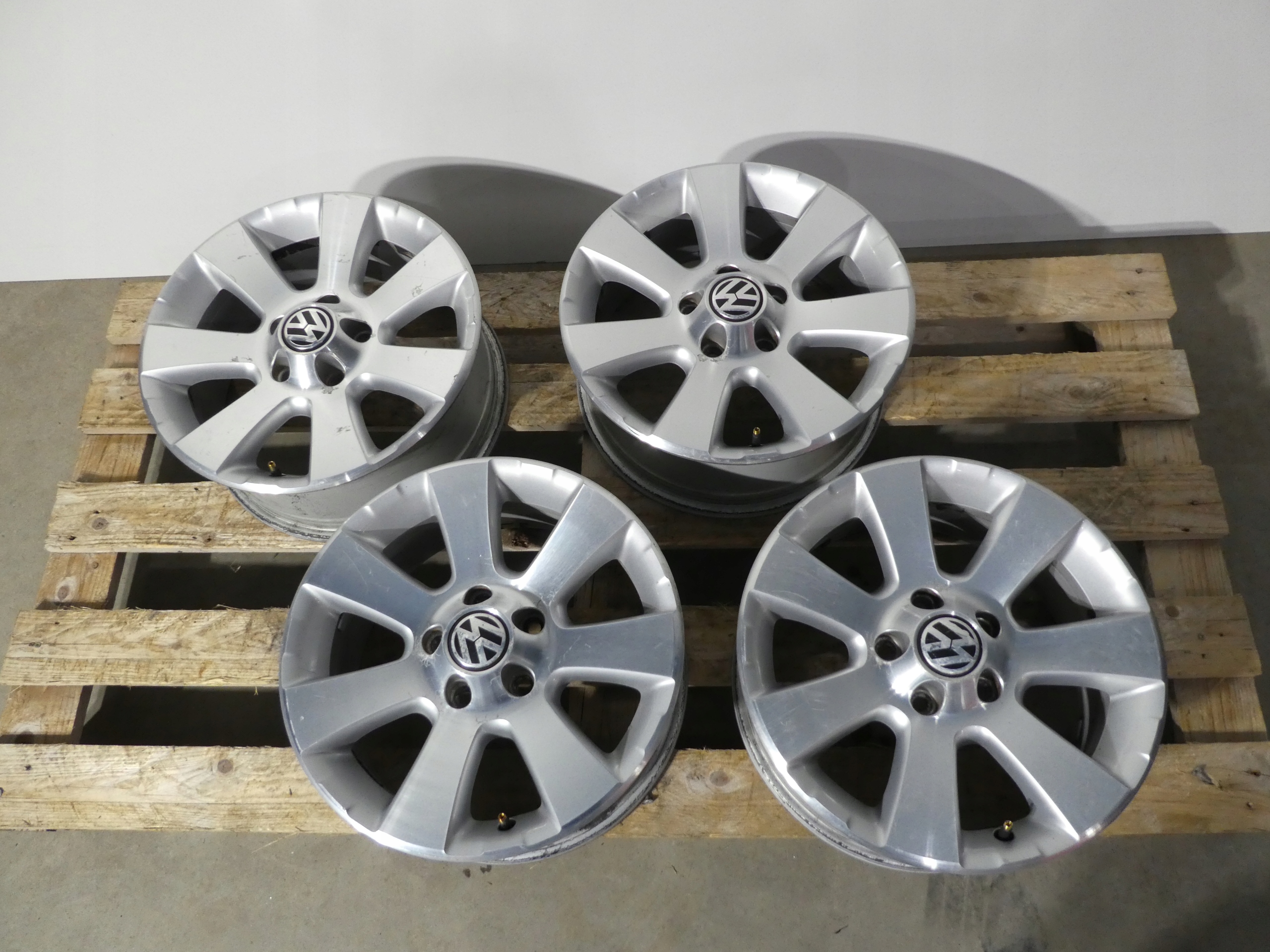 4X disc 5X112 16 5N0601025A VW TIGUAN 5N
