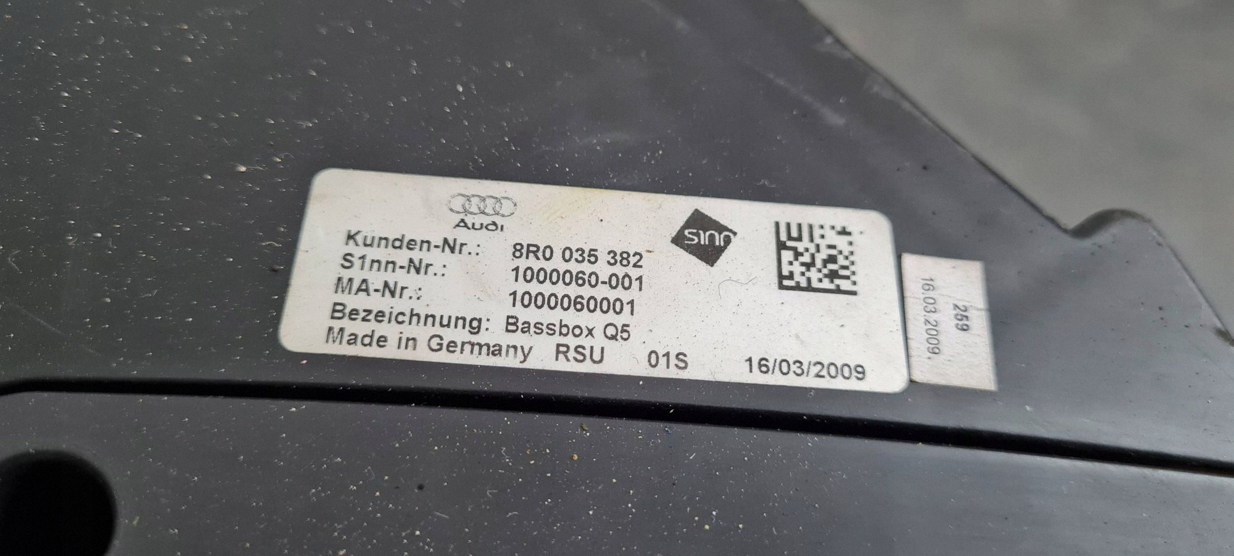 Q5 8R speaker SUBWOOFER subwoofer BASOWY 8R0035382