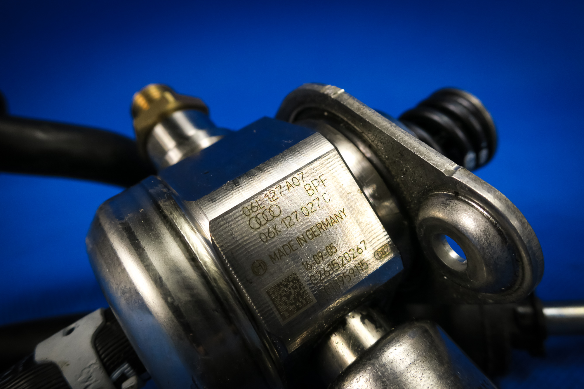feed pump Audi A4 8W A5 8W6 06K127027C 2.0TFSI