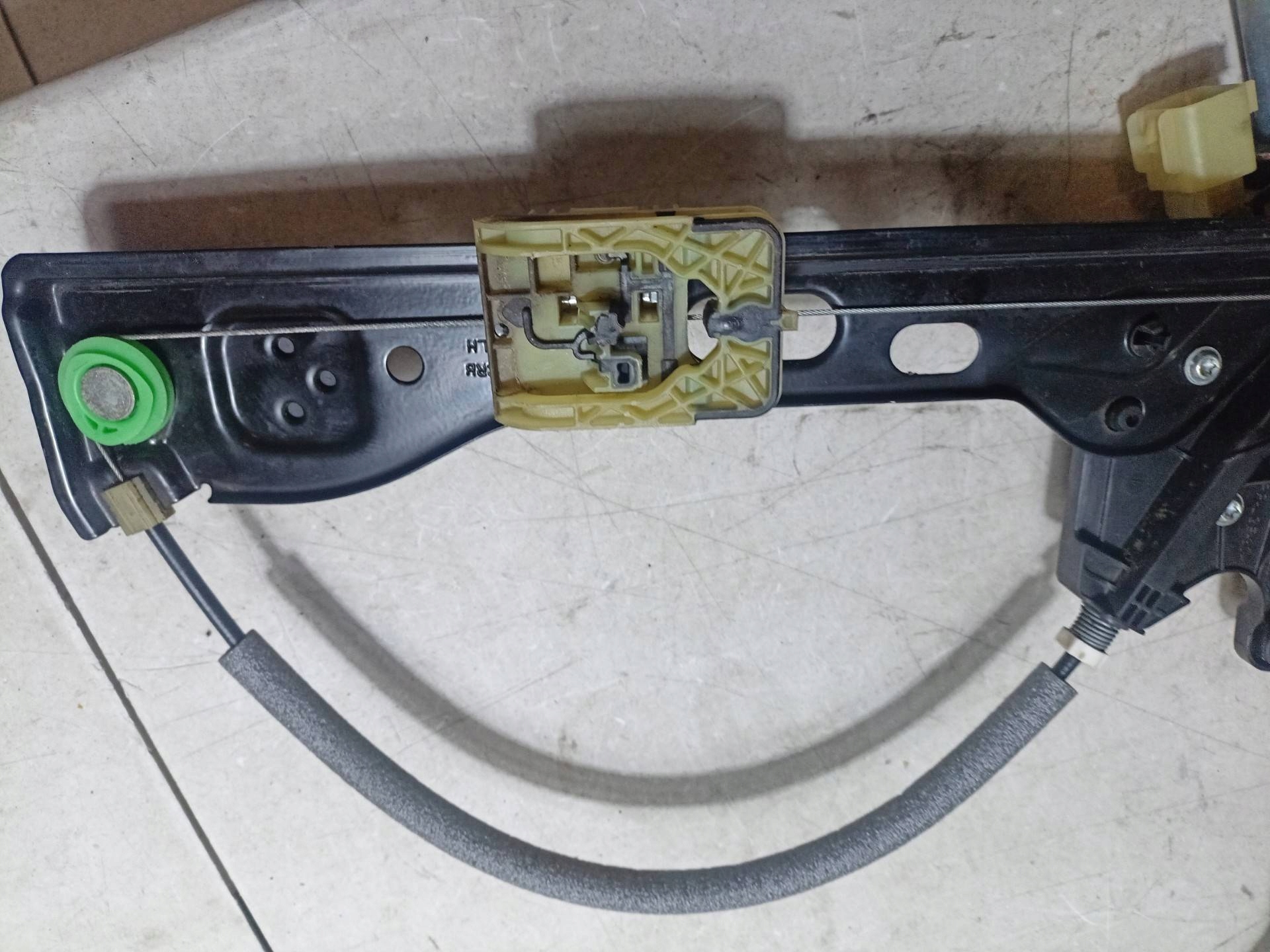 window regulator door front left side Ford Fusion USA 2 2016
