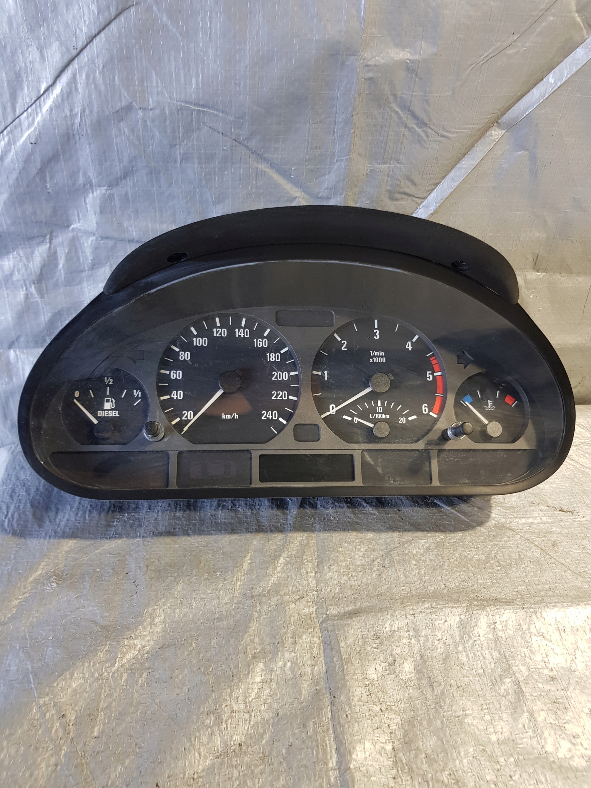 BMW E46 2.0 D dials dials 0263606343 6911288