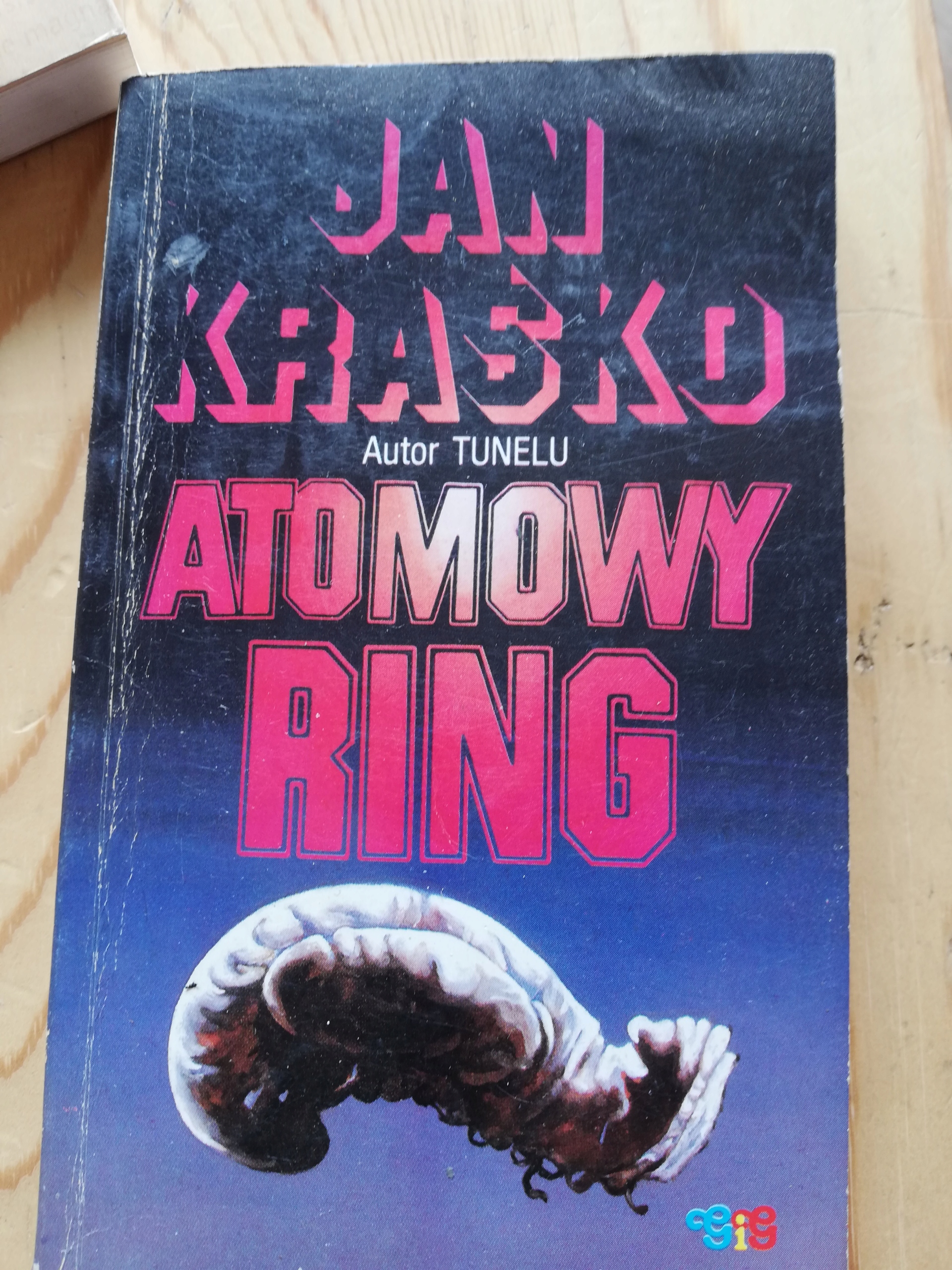 ATOMOWY RING Jan Kraśko