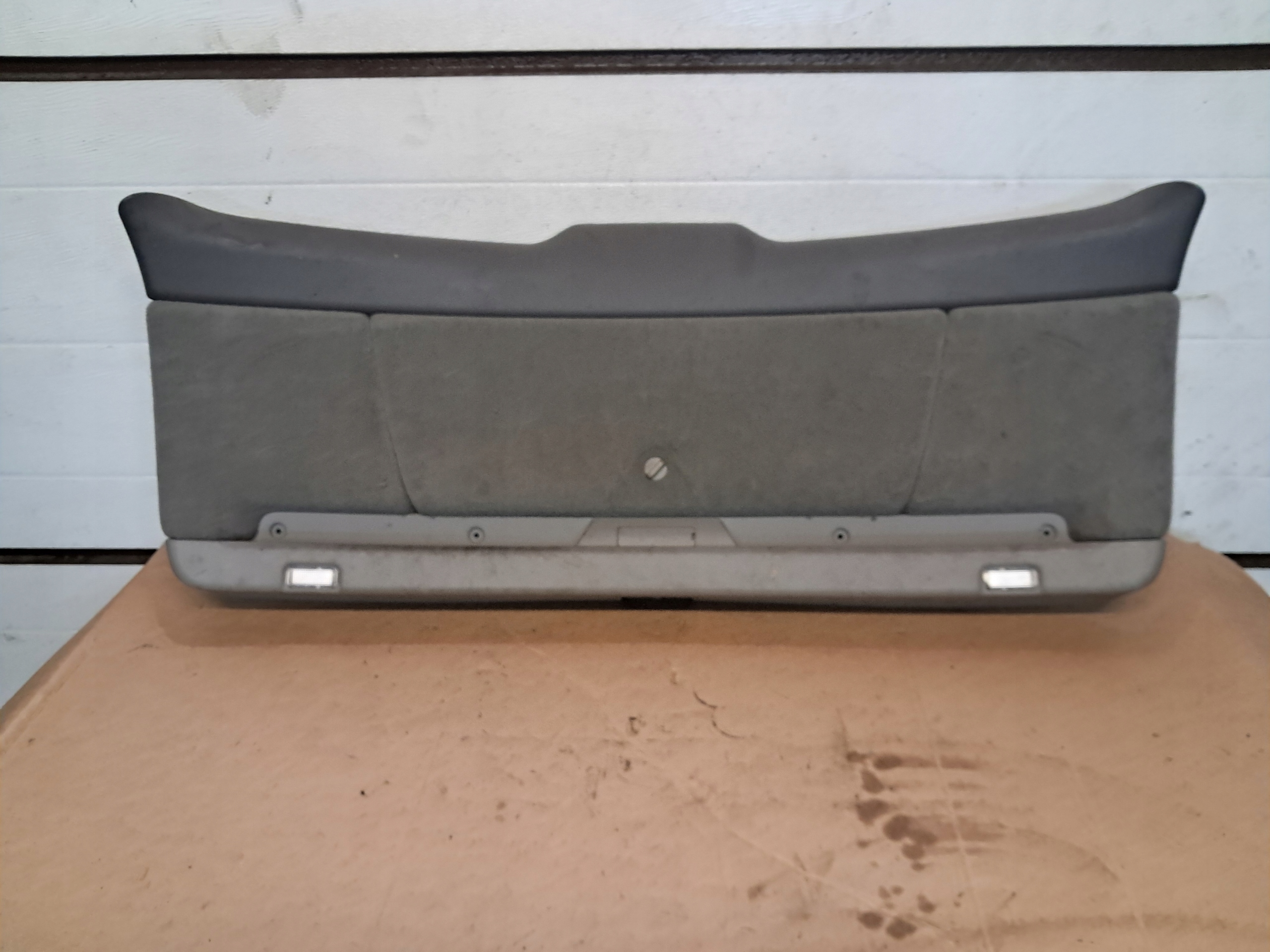 OSŁONA KLAPY BAGAŻNIKA AUDI A6 C6 AVANT 4F9867979 SZARA ACHAT