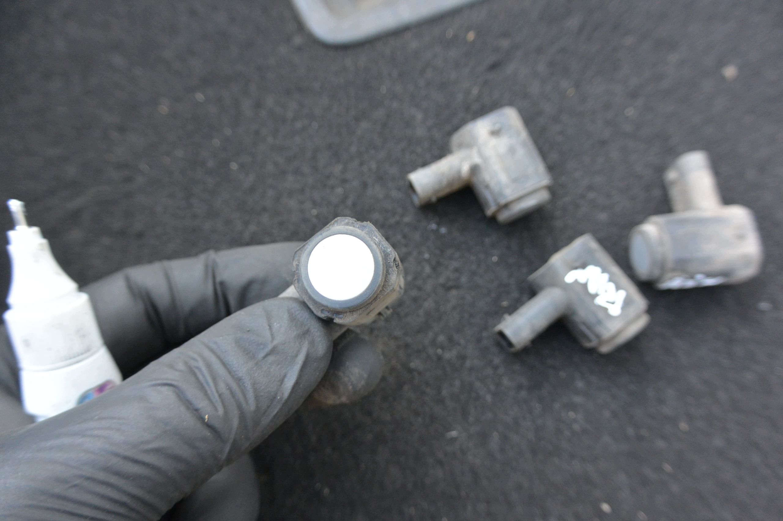 Sensor PDC Parken FORD RANGER V MK5 TKE AB39-15K859-AAW