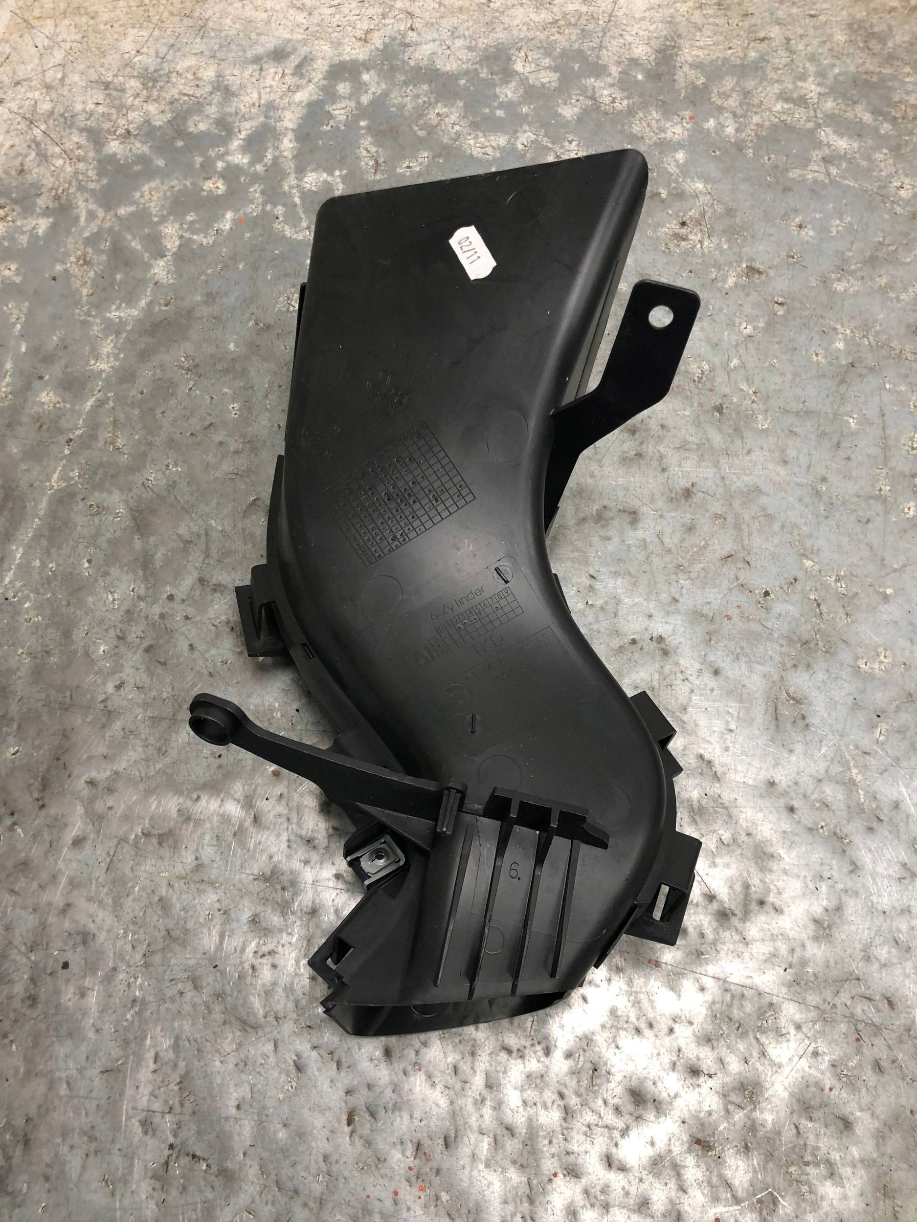 intake air hose brakes BMW E82 8046299