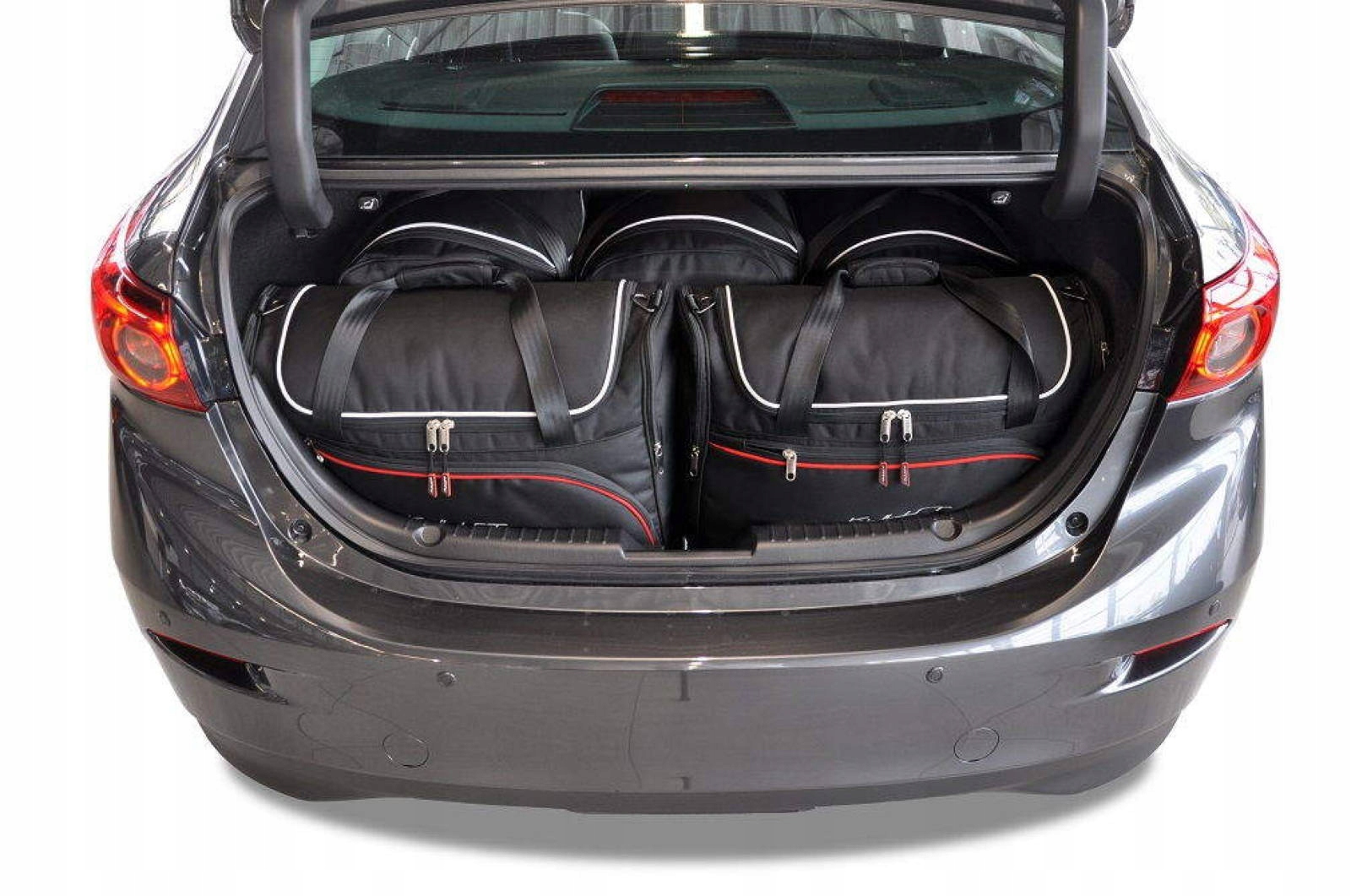 J&j Automotive Sada 5ks cestovných tašiek Aero pre Mazda 3 Limousine 2013-