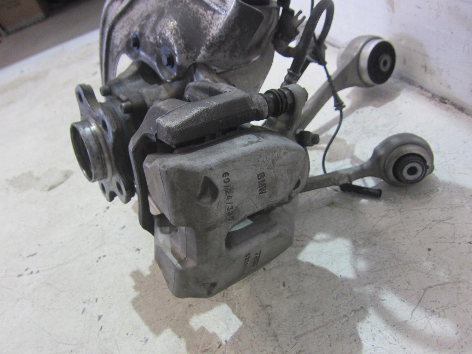 BMW X3 G01 swing left front front shock absorber 6882595 31216882595