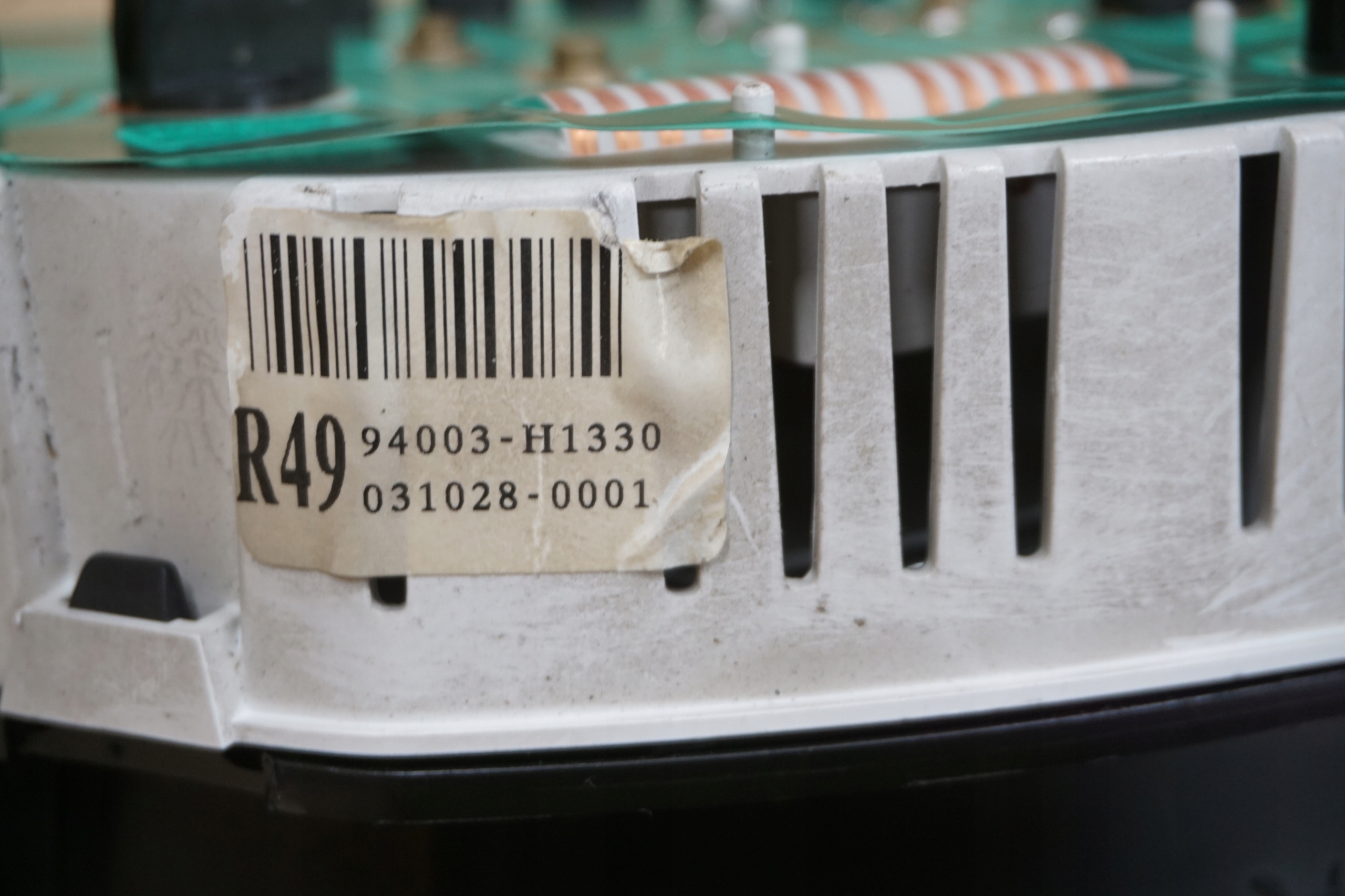 Hyundai TERRACAN спидометр часы автомат 2,9 европа