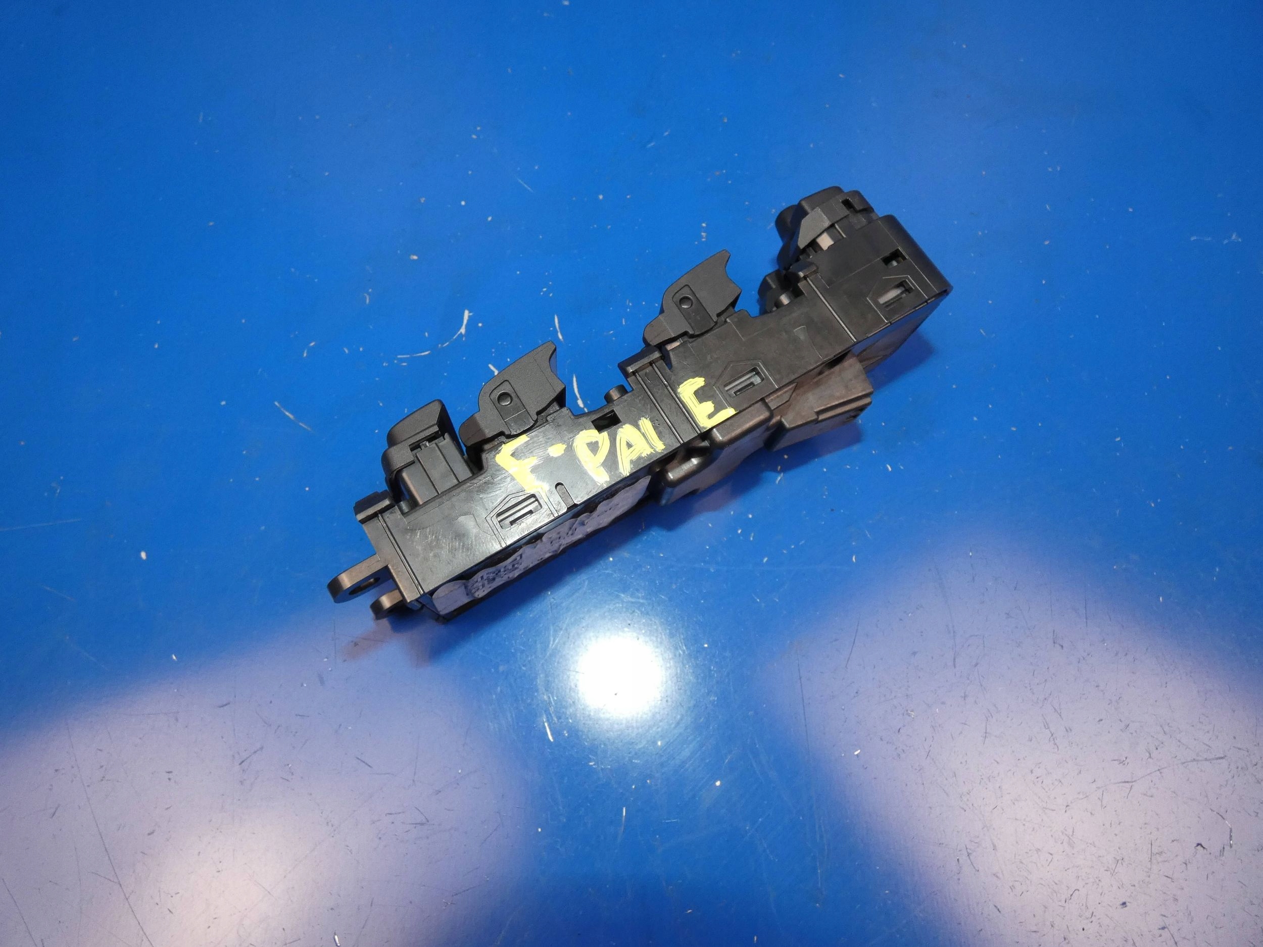 JAGUAR F-PACE X761 window control switch left front