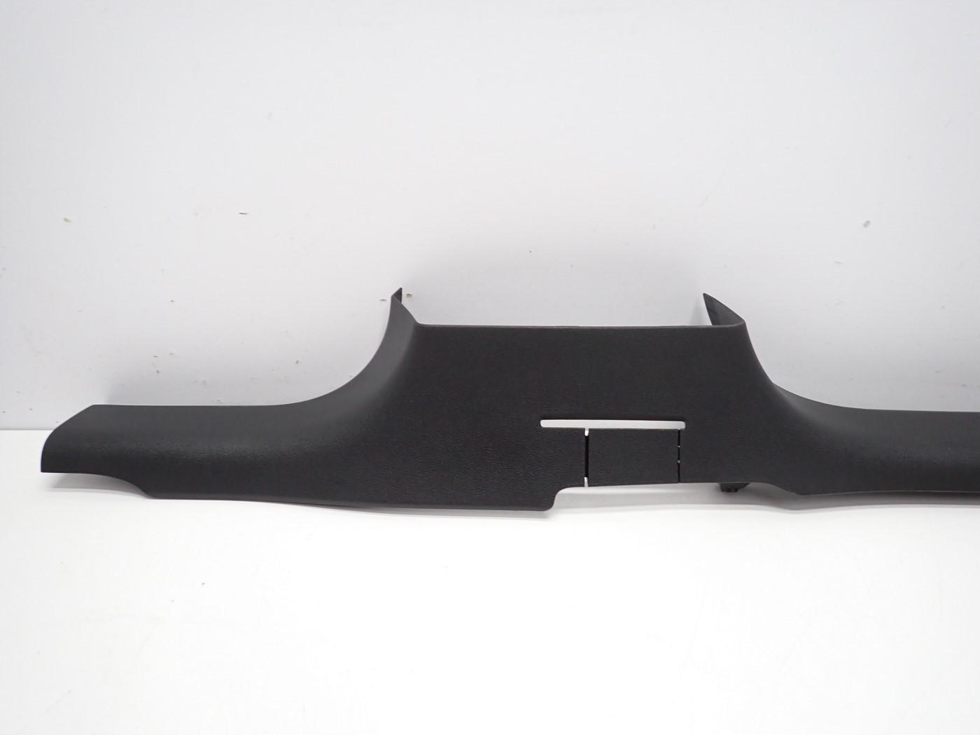 LISTWA OSŁONA PROGU PROGOWA SŁUPKA LEWA 4KE853905 AUDI E-TRON 4KE 22R Typ samochodu 4x4/SUV Samochody osobowe