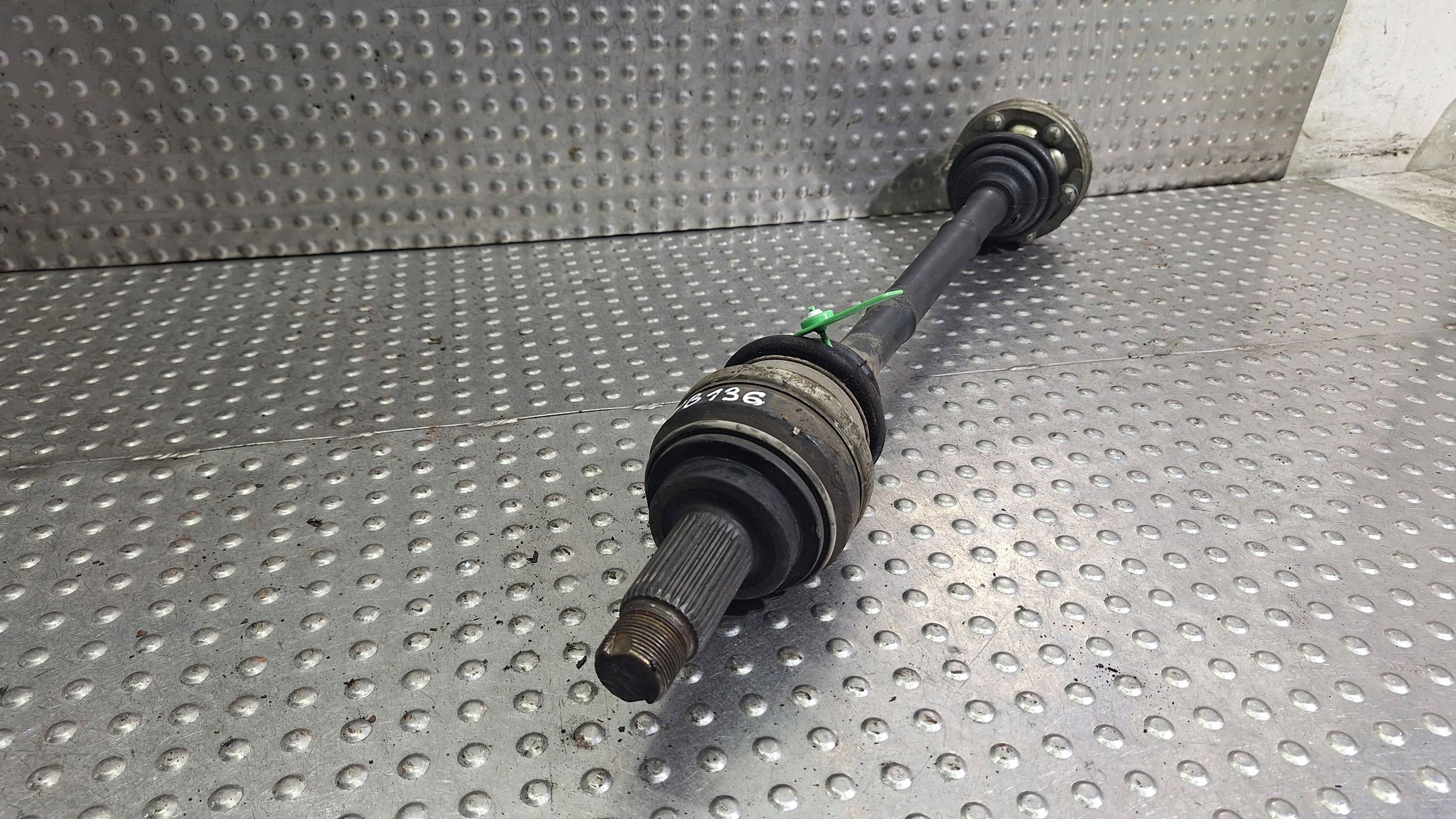 semi-axis left rear part 4608777 BMW X1 E84 N47 2.0D