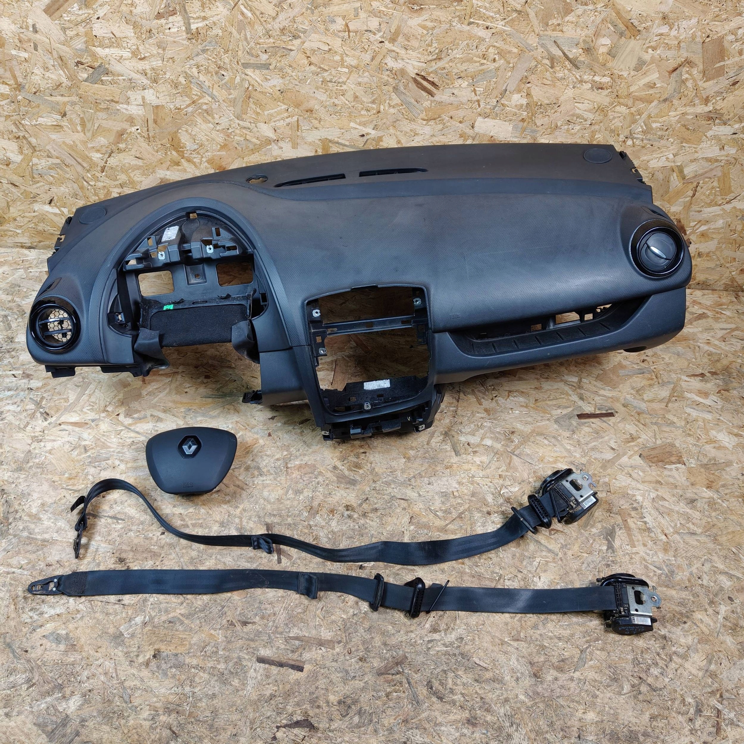 dashboard instrument panel Komplet Renault Clio IV