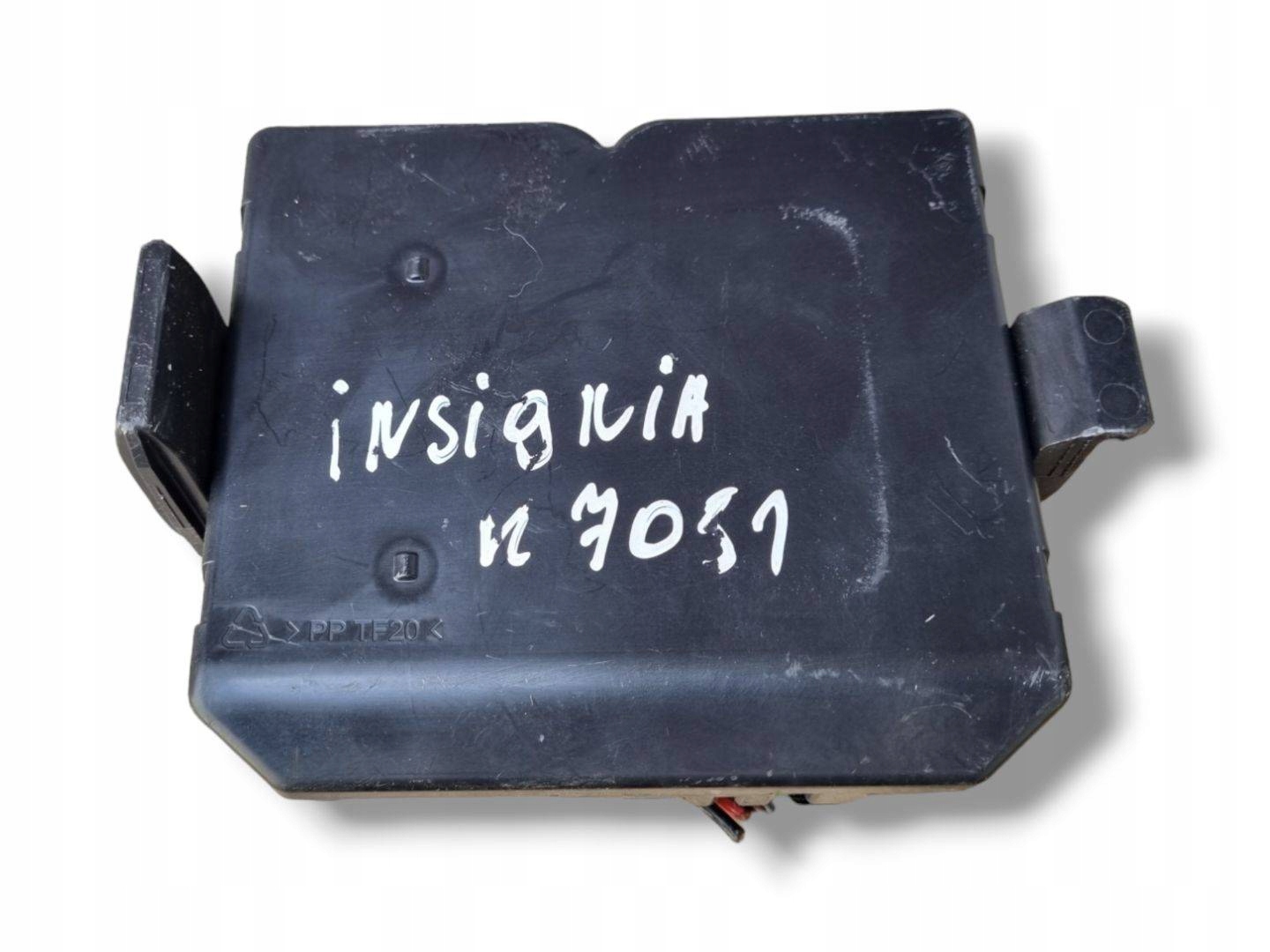 control unit bonnet boot Opel Insignia A 2010 13333640