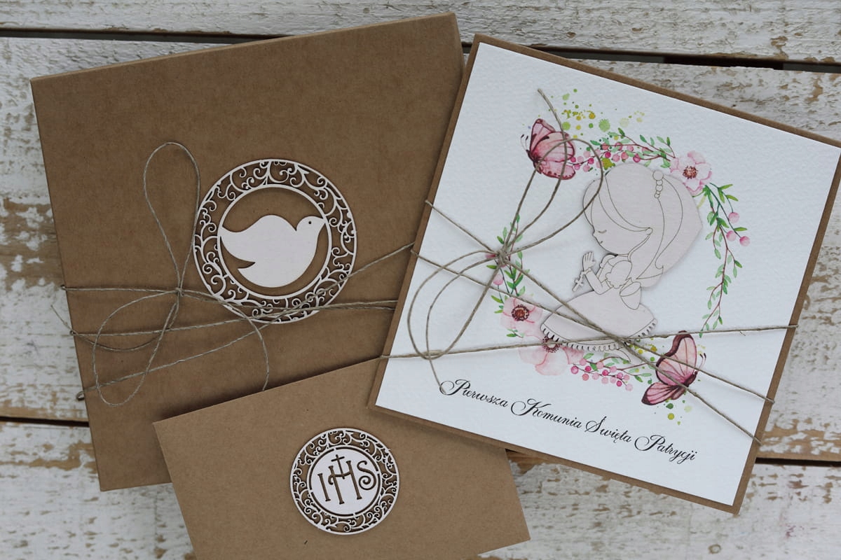 Ručně vyráběná společenská pohlednice pro dívku motýlci růžová