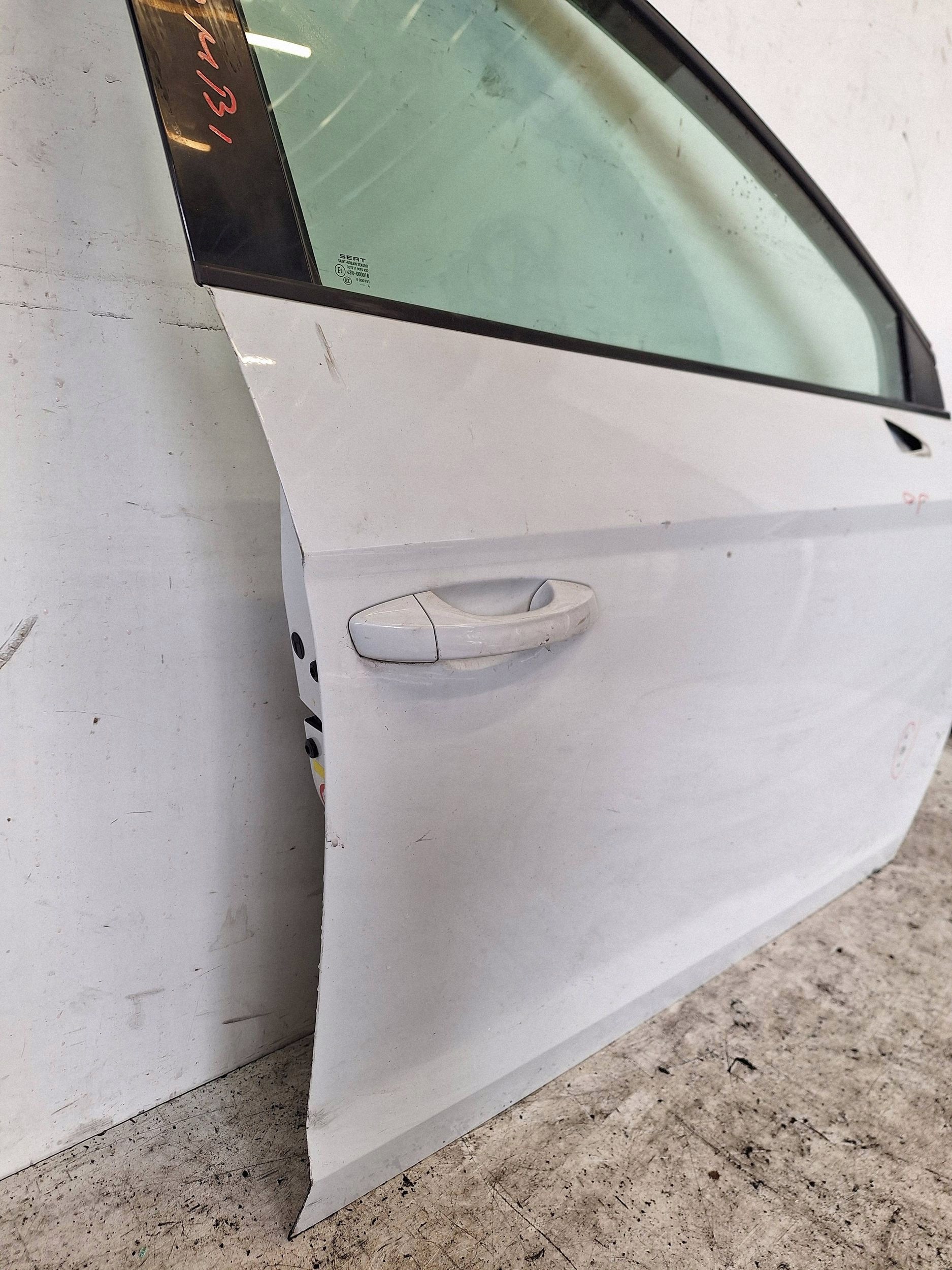 SEAT LEON III 5F 14-17 door right front - KOMBI