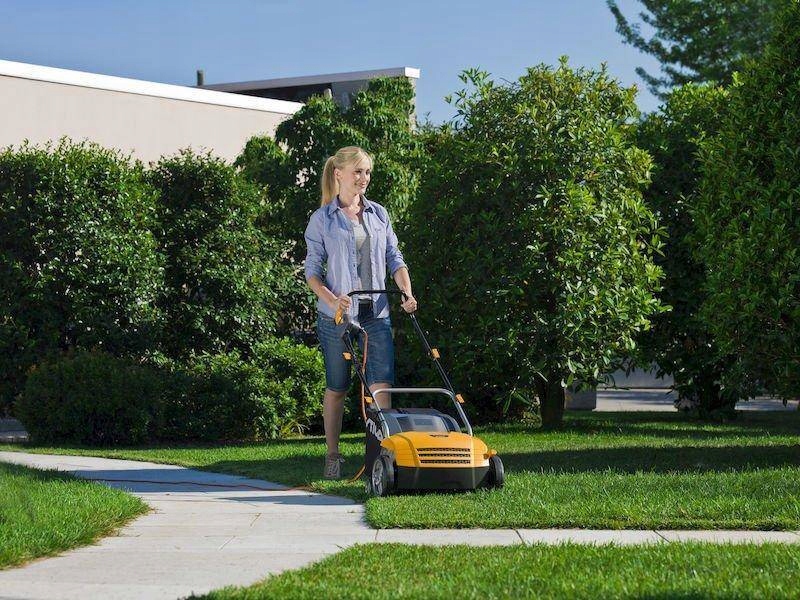 Wertykulator STIGA elektryczny SV 213 E Głębokość robocza max 6 mm