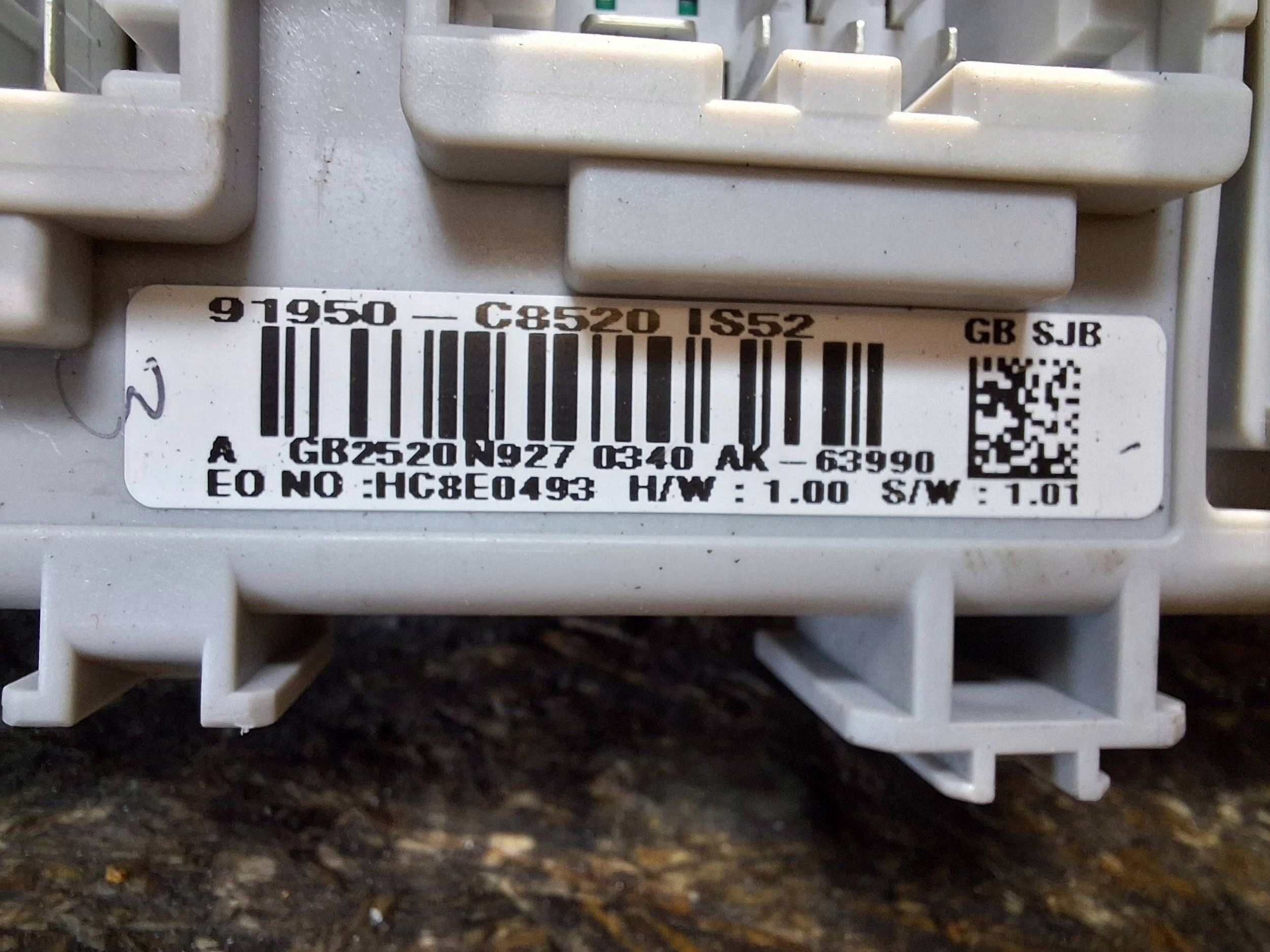 Module fusibles 91950-C8520 HYUNDAI i20 II 14