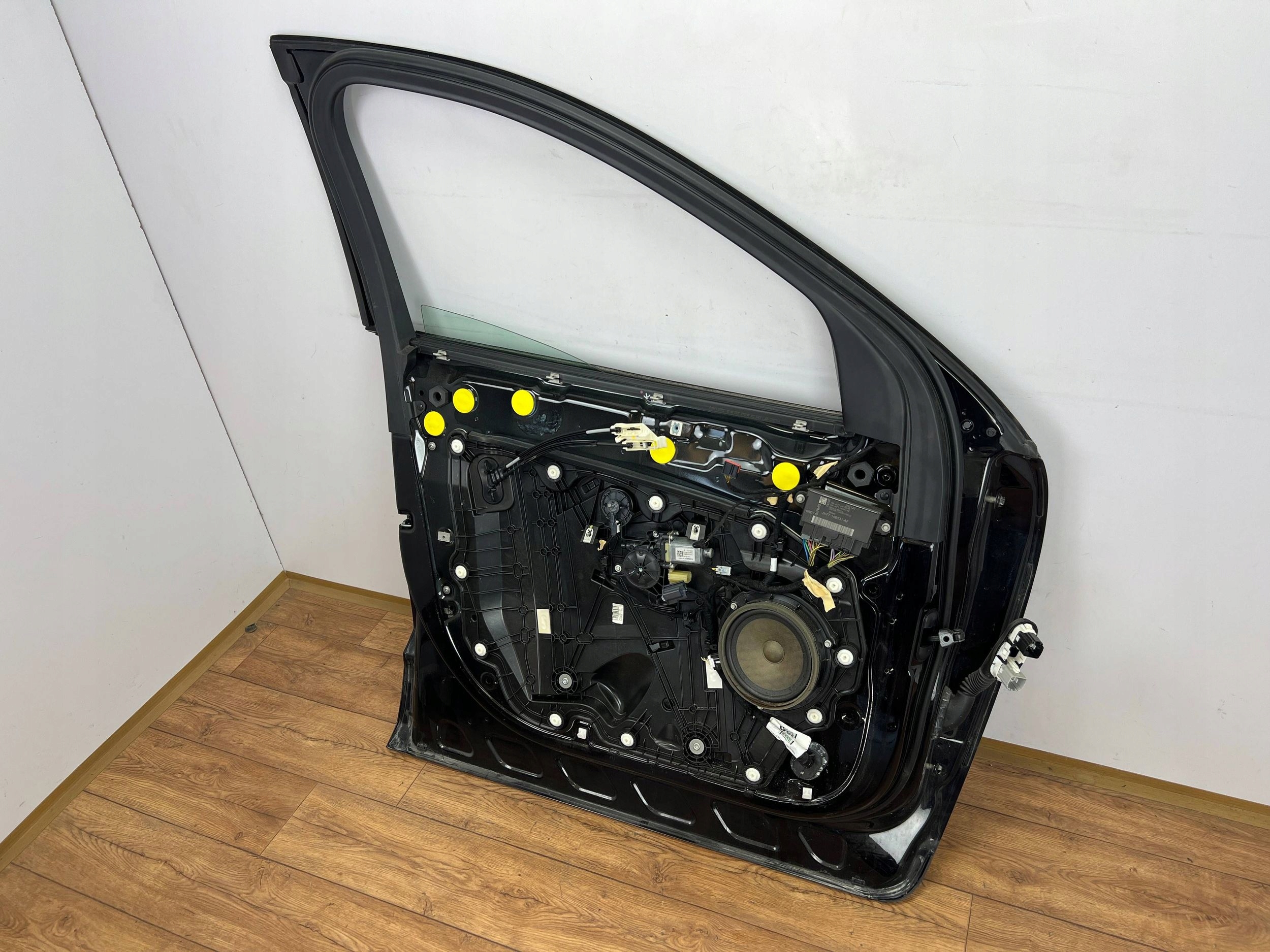door front left Ford Escape IV Kuga MK3 2020+