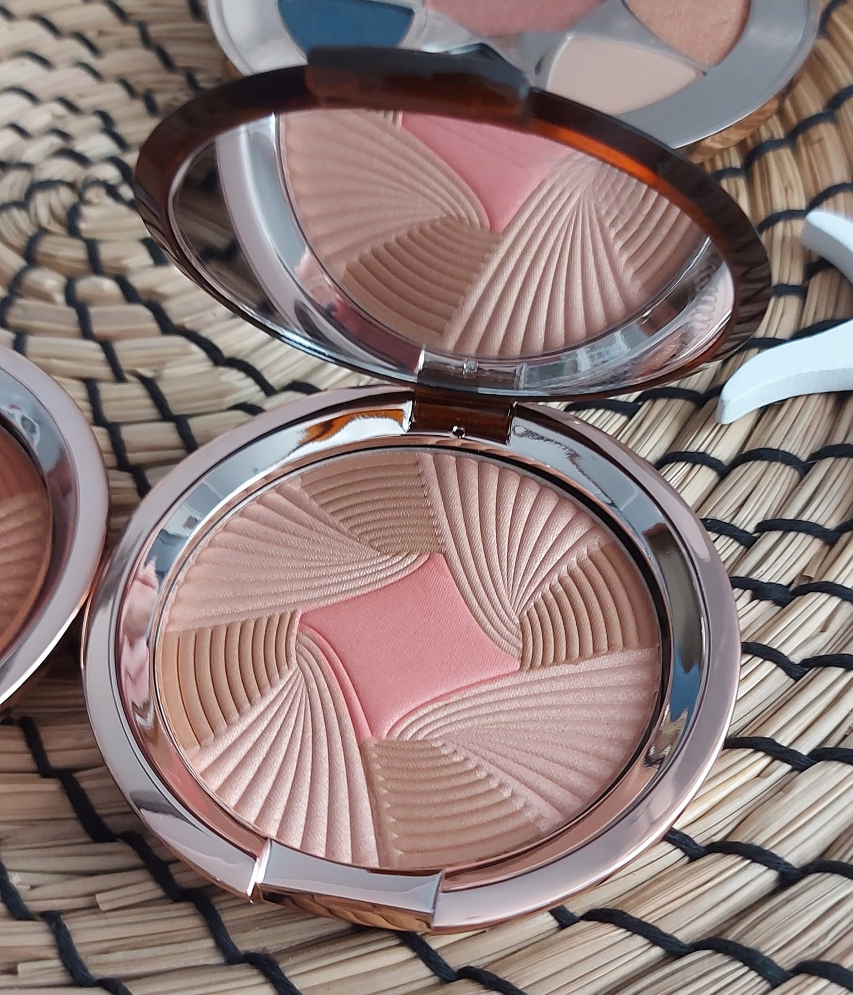 ESTEE LAUDER BRONZE GODDESS GLOW BRONZER SUNRISE 12323294901 Allegro.pl