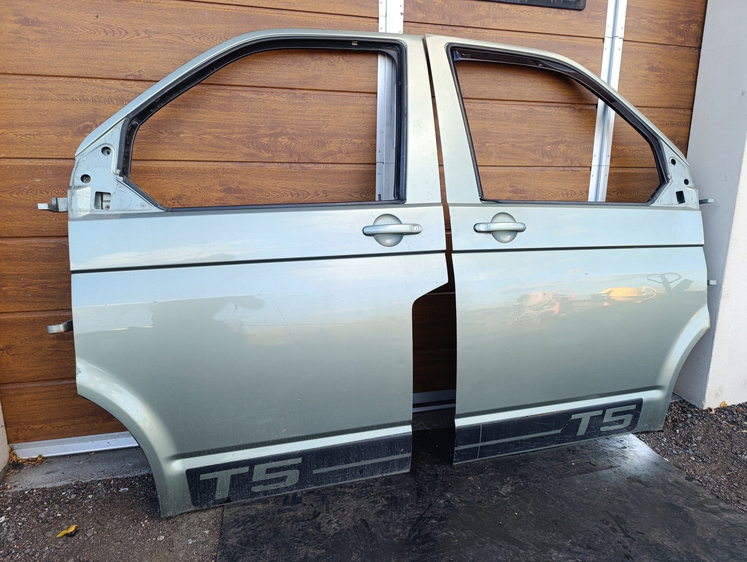 VW T5 T5 LIFT door right left front/ front PASAZER/KIEROWCA CENA ZA SZT