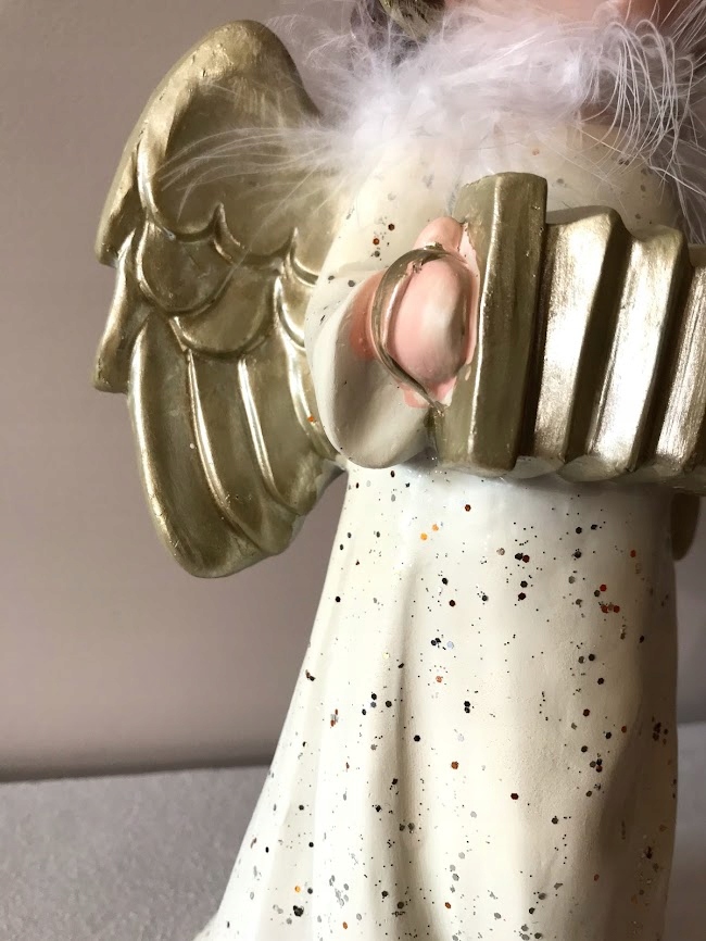 Figurka anioła 30 cm ANIOŁEK ŚWIĄTECZNY ZŁOTY Marka inna