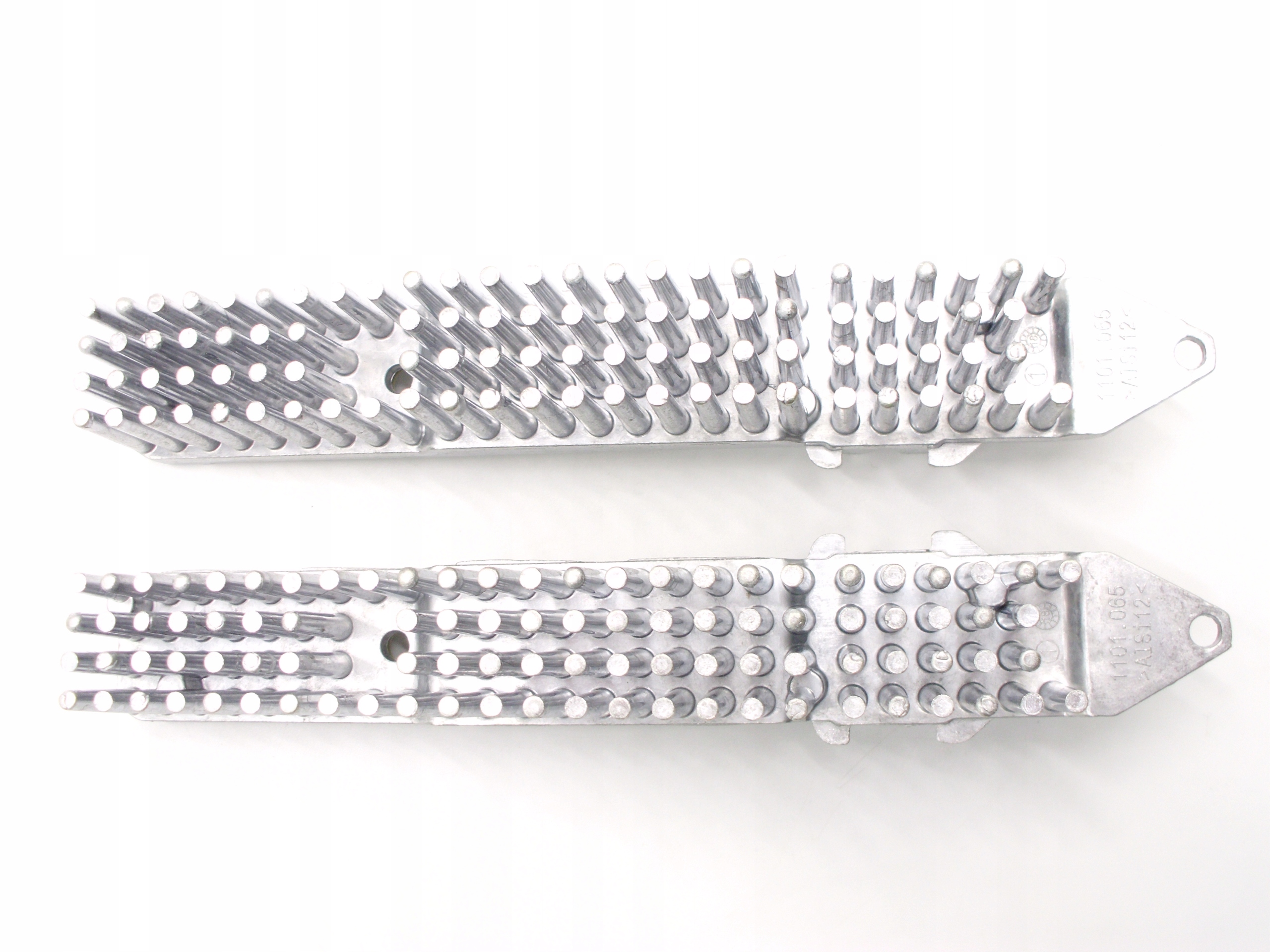 NOWY MODUŁ FULL LED DIODA DRL RADIATOR JEŻ AUDI Q3 II F3 SPORTBACK Typ samochodu 4x4/SUV Samochody osobowe