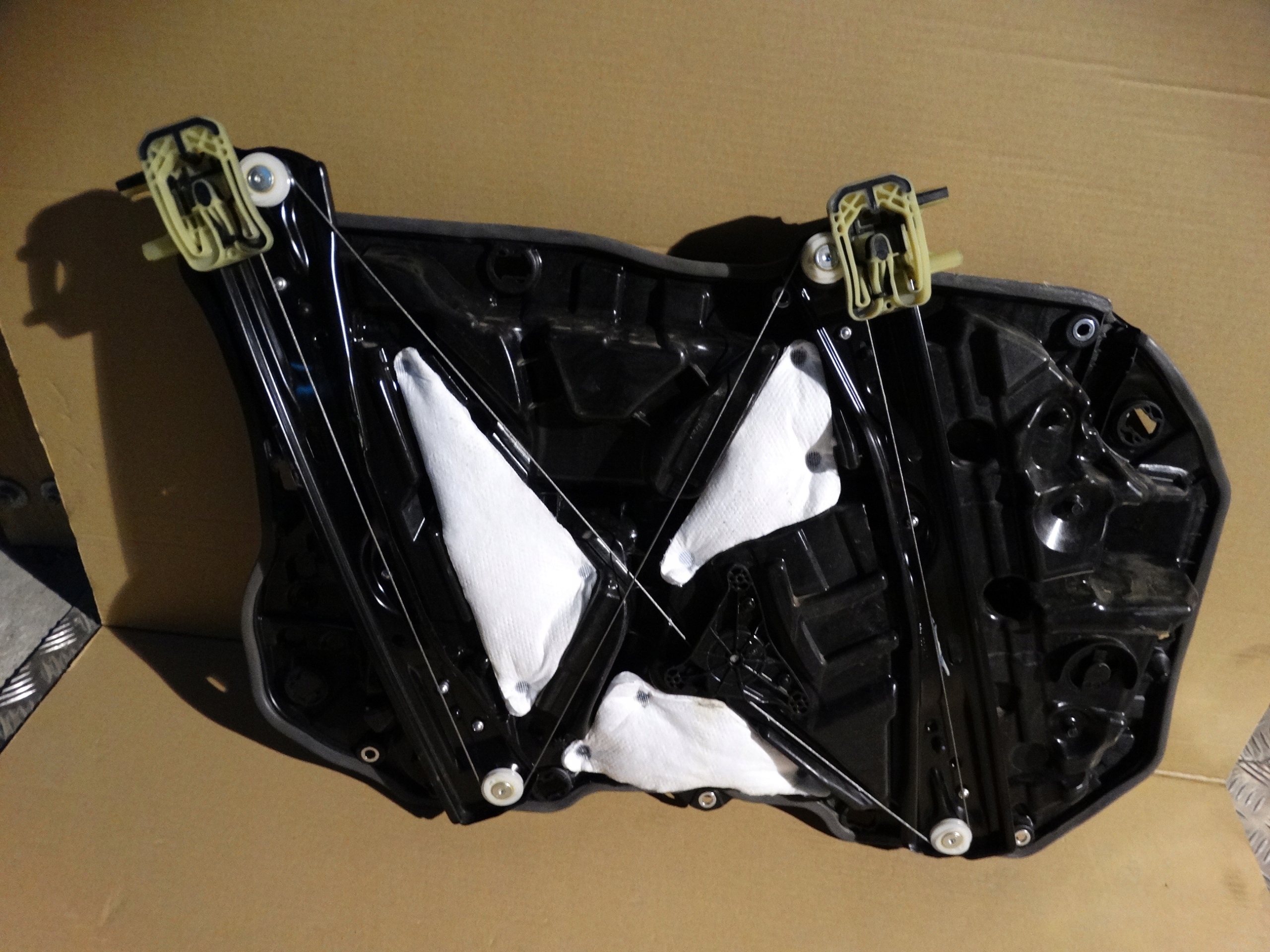 IDEALNY window regulator right front BMW G11 G12 1