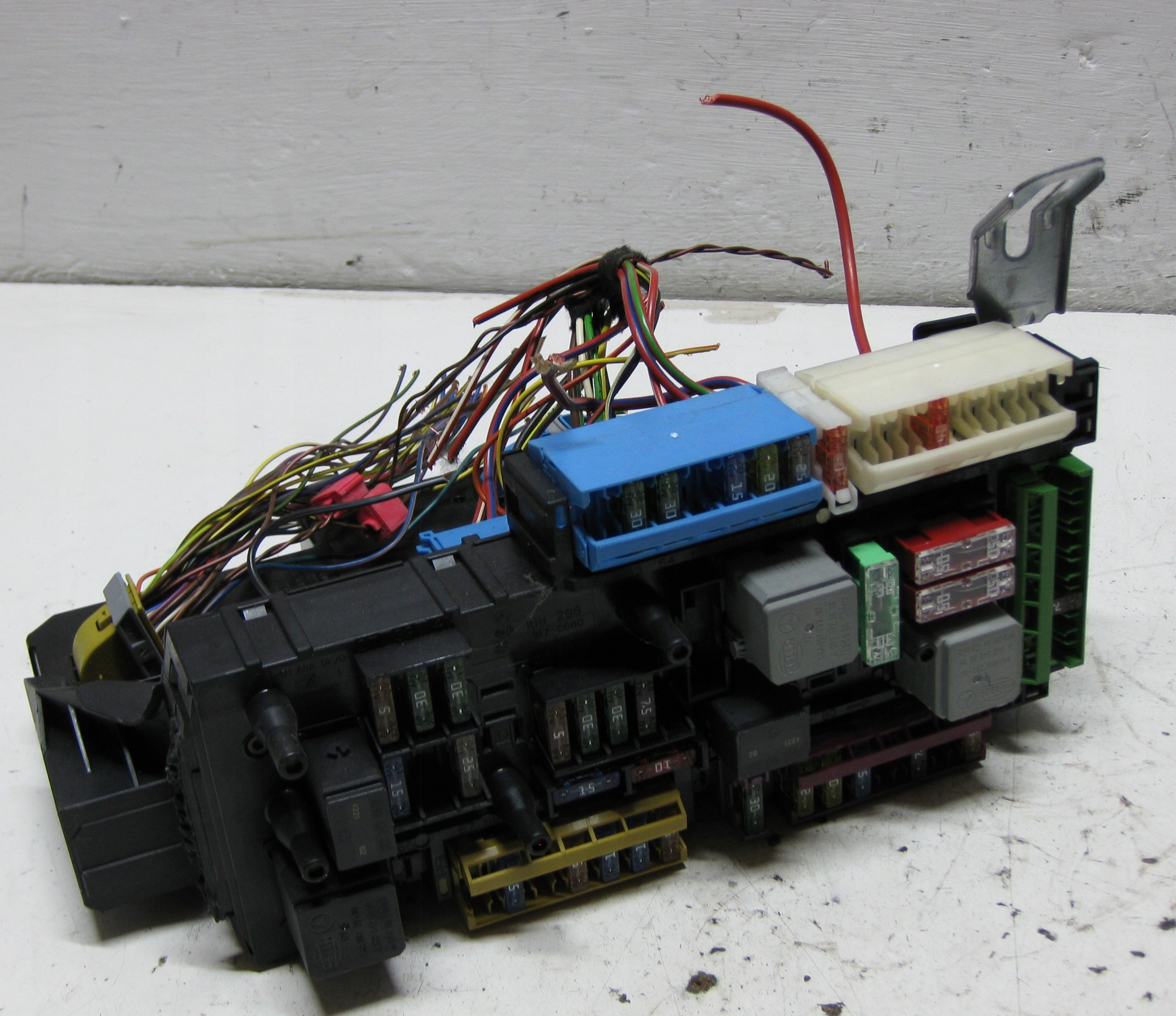 MERCEDES W212 KOMBI 14R module control unit SAM 2129000022