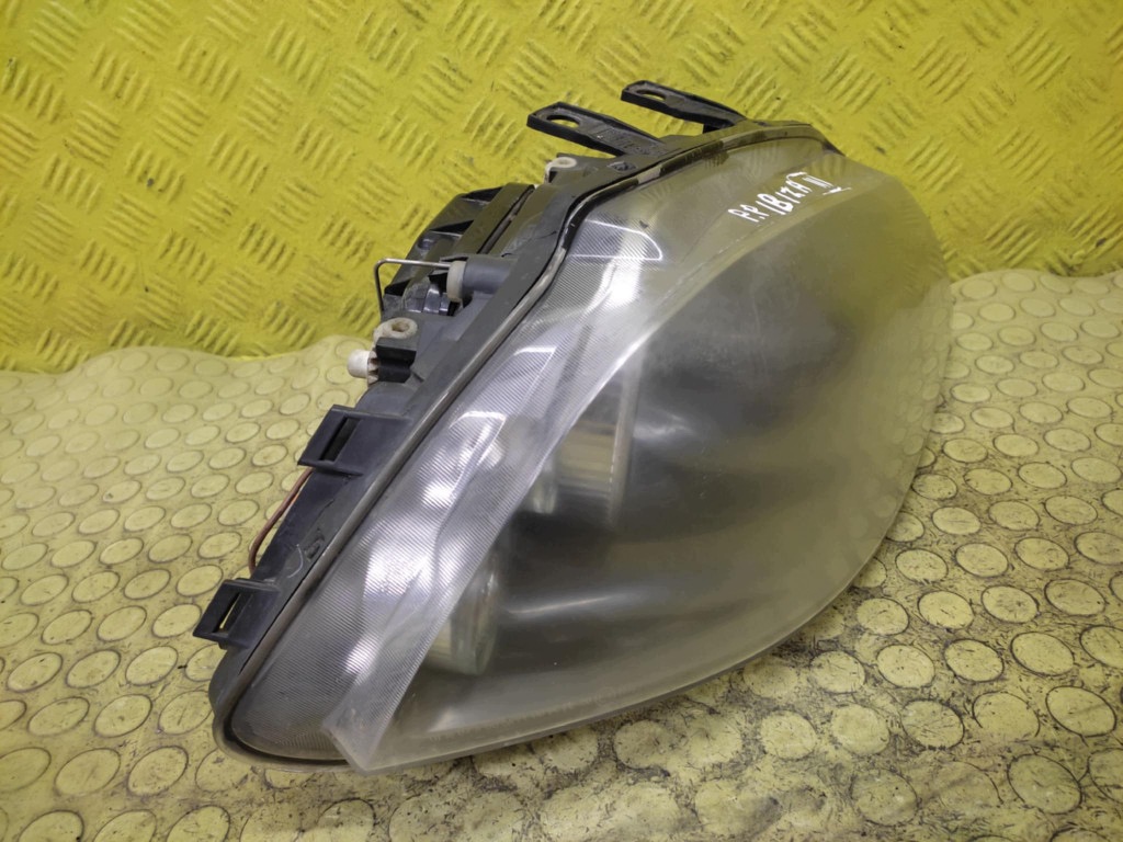 SEAT IBIZA III REFLEKTOR light right front