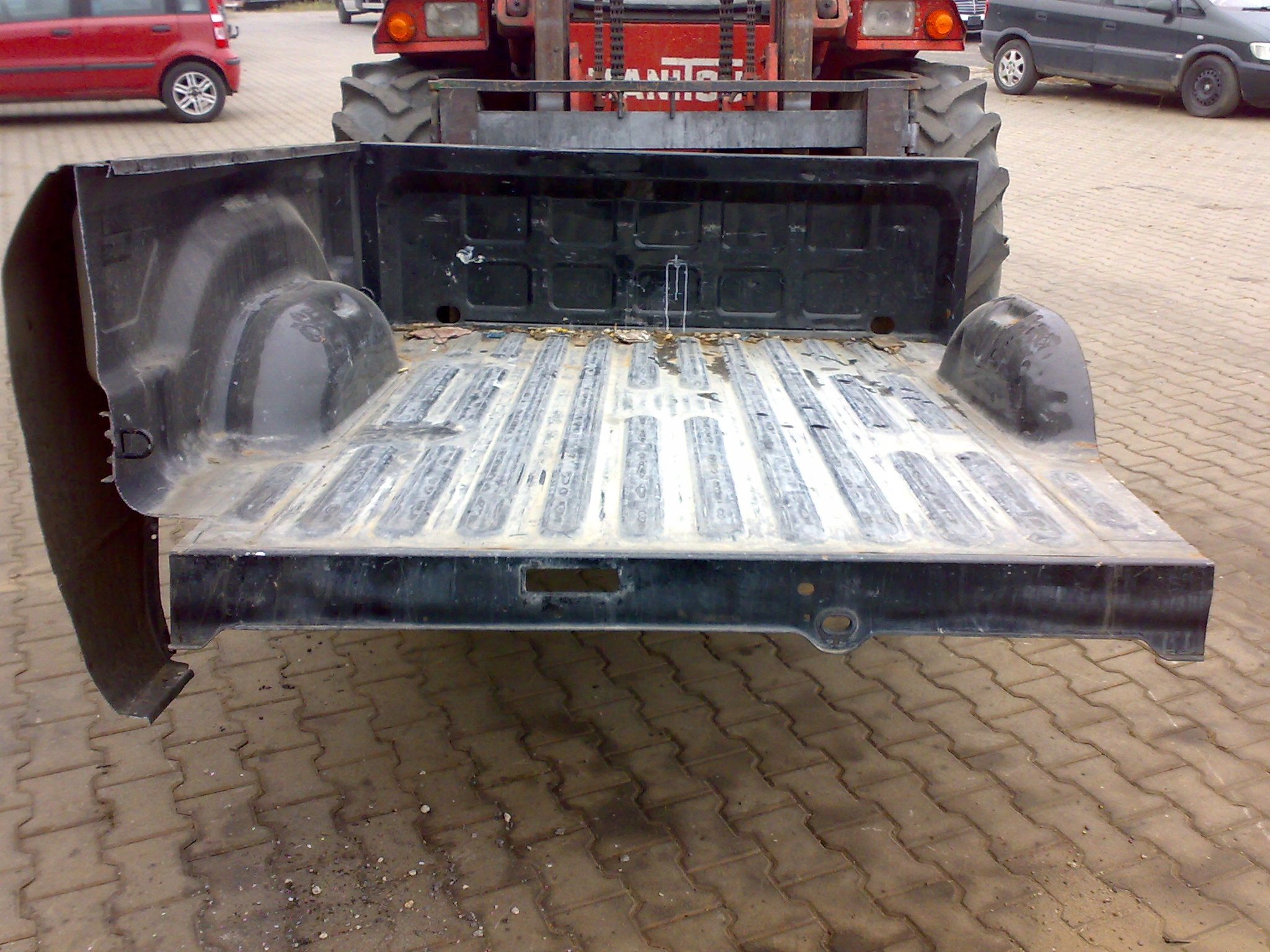 DODGE RAM 1500 2013 2018 QUAD CAB SPORT PAKA PODŁOGA PAKI PAS TYLNY