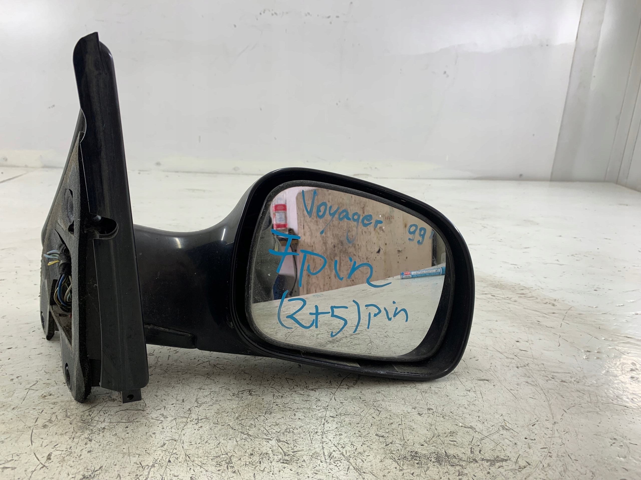 CHRYSLER VOYAGER III mirror right 7 PIN black,