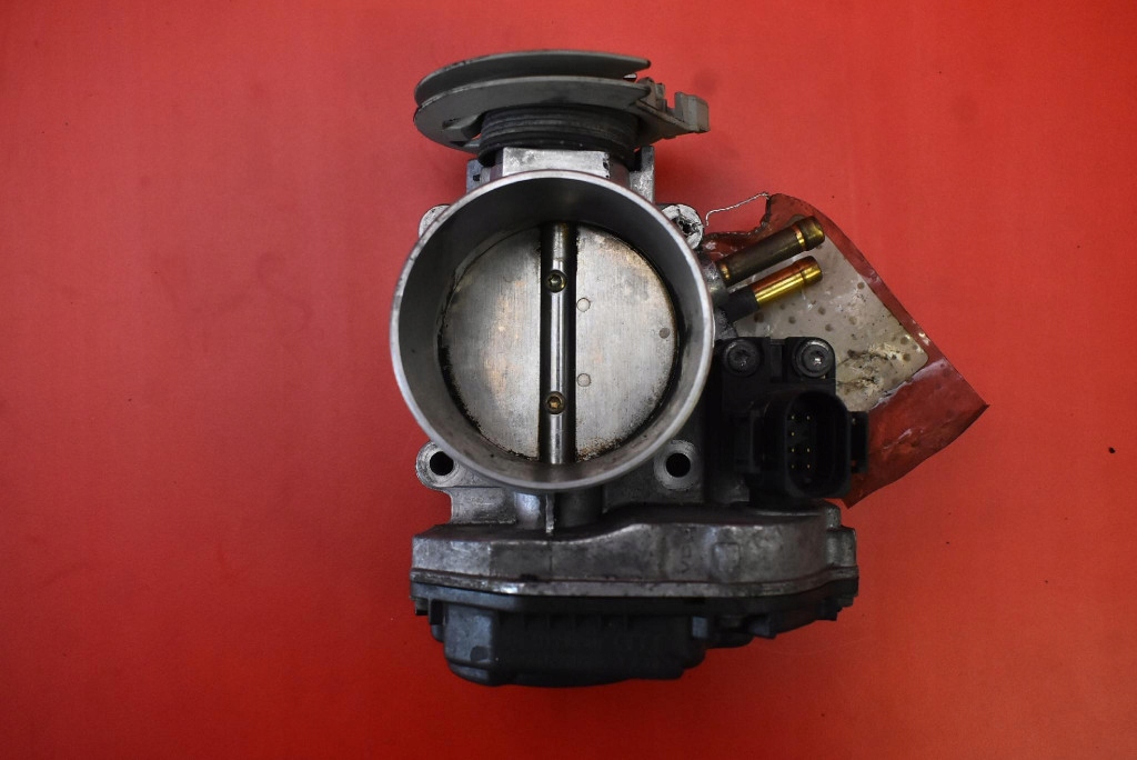 Valvola a farfalla 078133063AN AUDI A6 C5 2.8 V6 193 KM 97-01