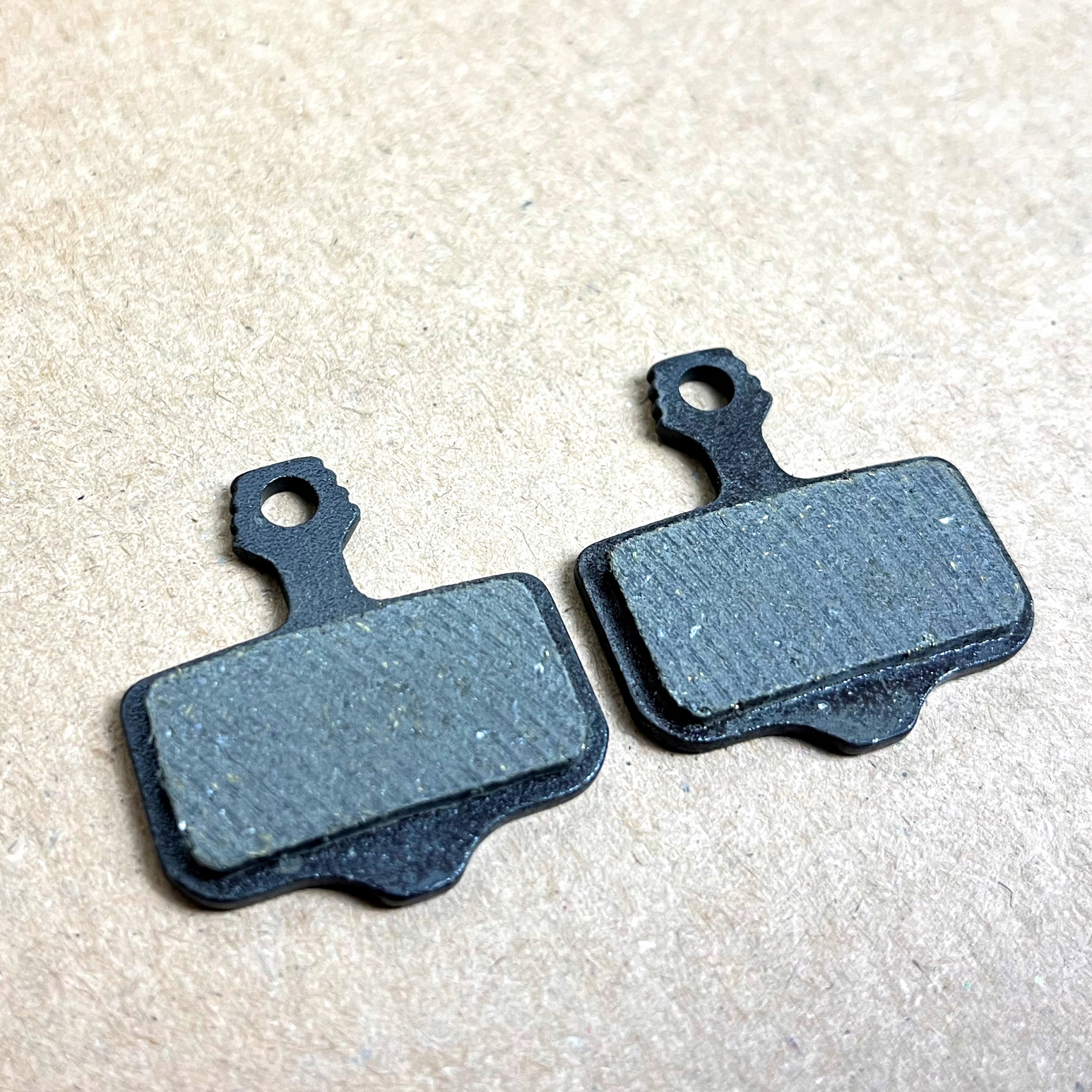 Klocki Hamulcowe SRAM LEVEL AVID ELIXIR DB Oryginalne Żywiczne CICHE Kod producenta 11.5015.040.072