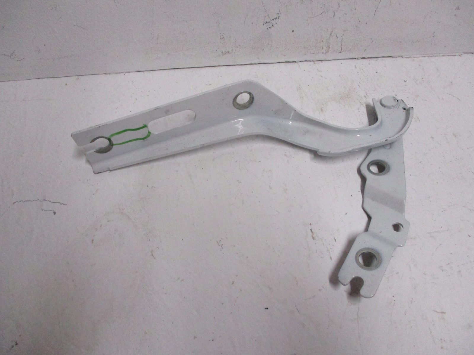 hinge bonnets VW Polo 2G0 2G0823301G left