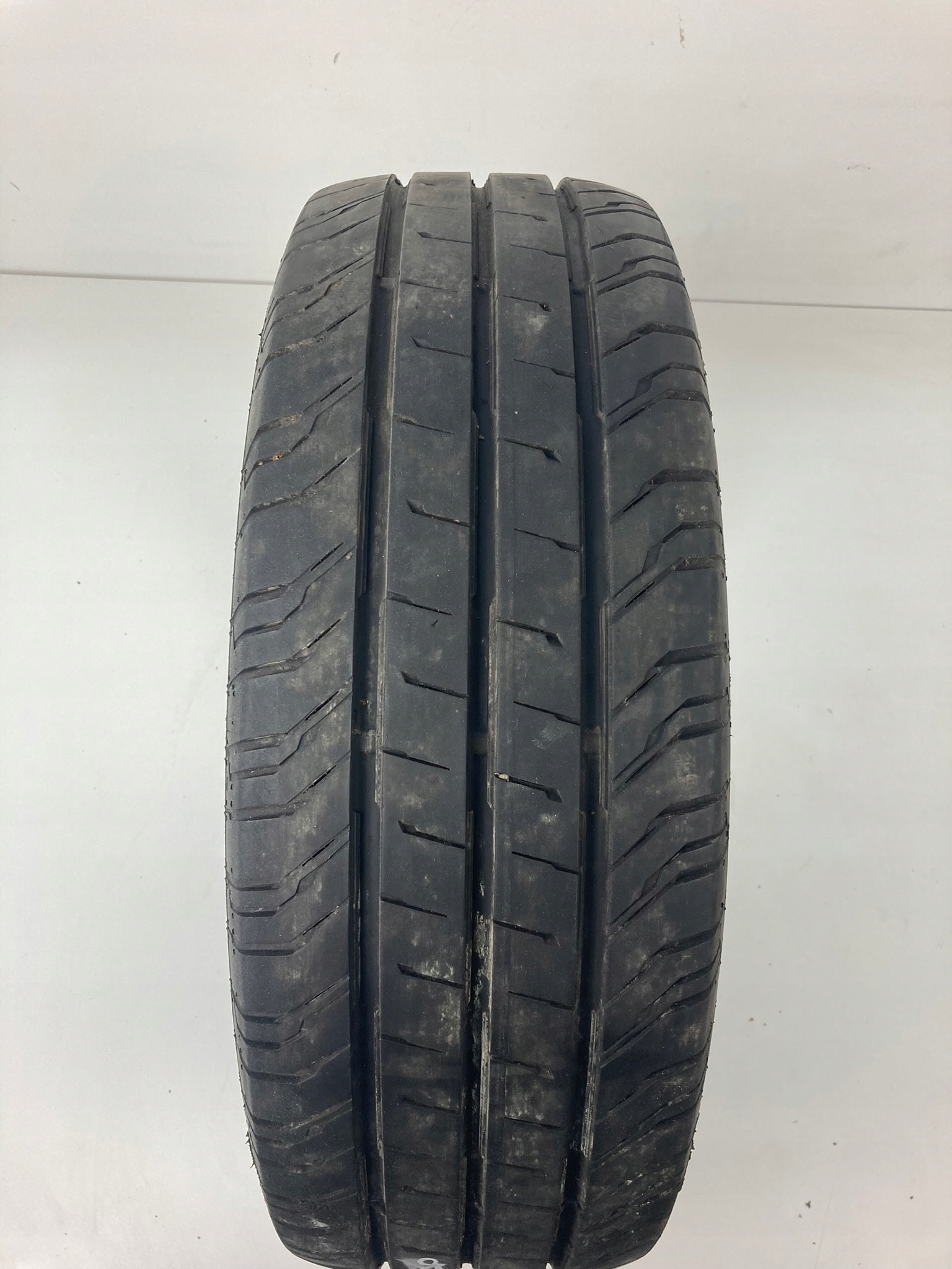 tyres CONTINENTAL CONTIVANCONTACT 200 215/65R16C