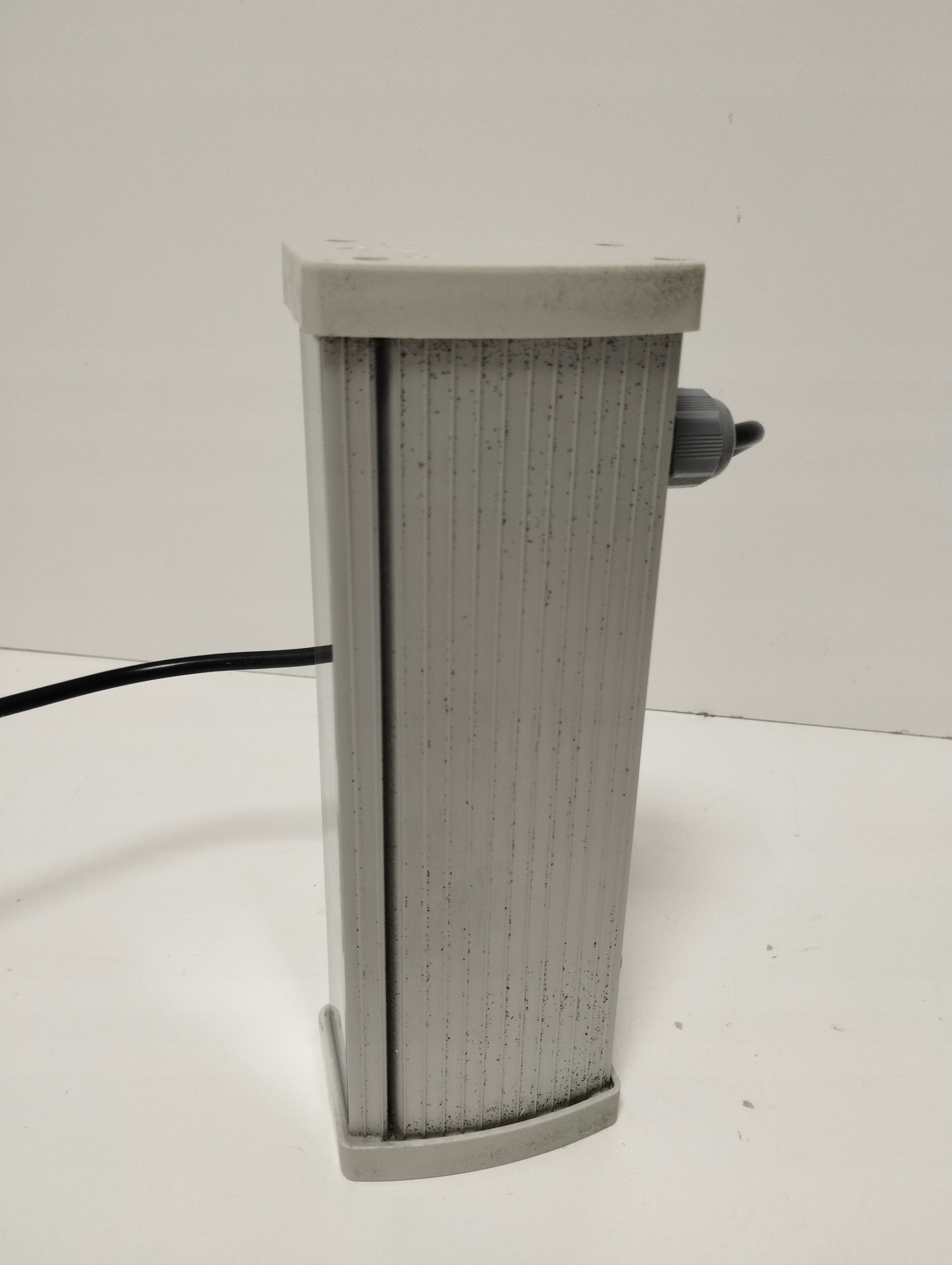 LAMPA BLUE SPOT LED NIEBIESKA 3709/24 EAN (GTIN) 4524667434221