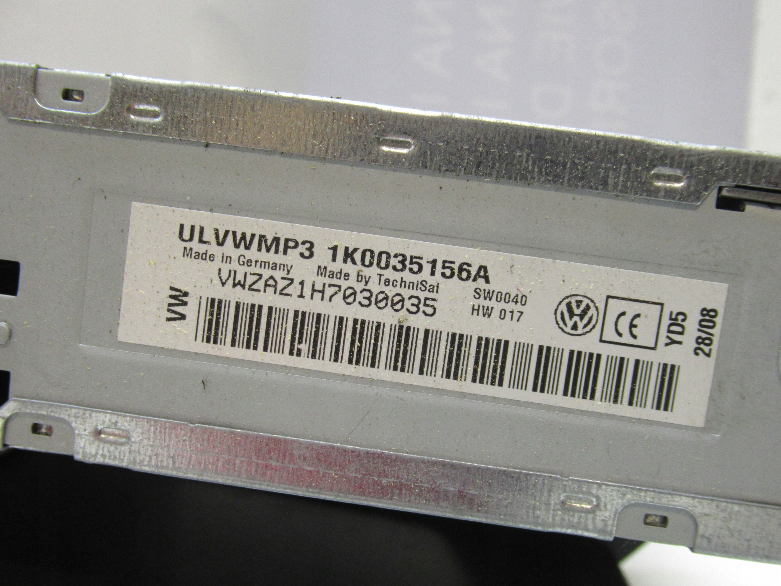 VW GOLF V 08R Radio 1K0035156A