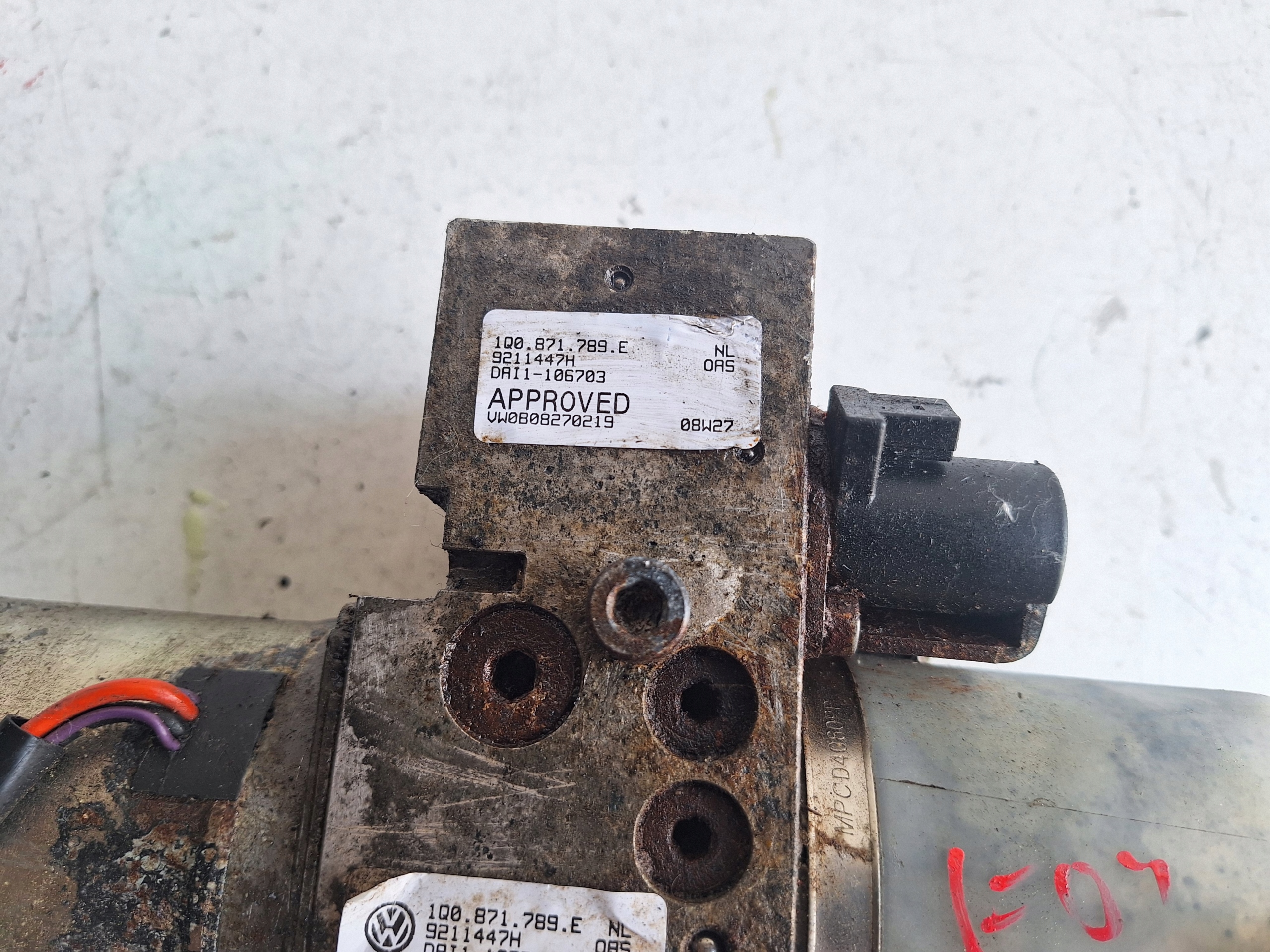 VOLKSWAGEN EOS 05-10 Pompe Toit 1Q0871789E