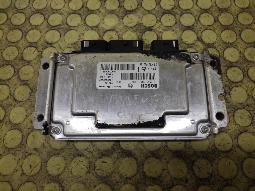 PEUGEOT PARTNER control unit of the engine 0261207686