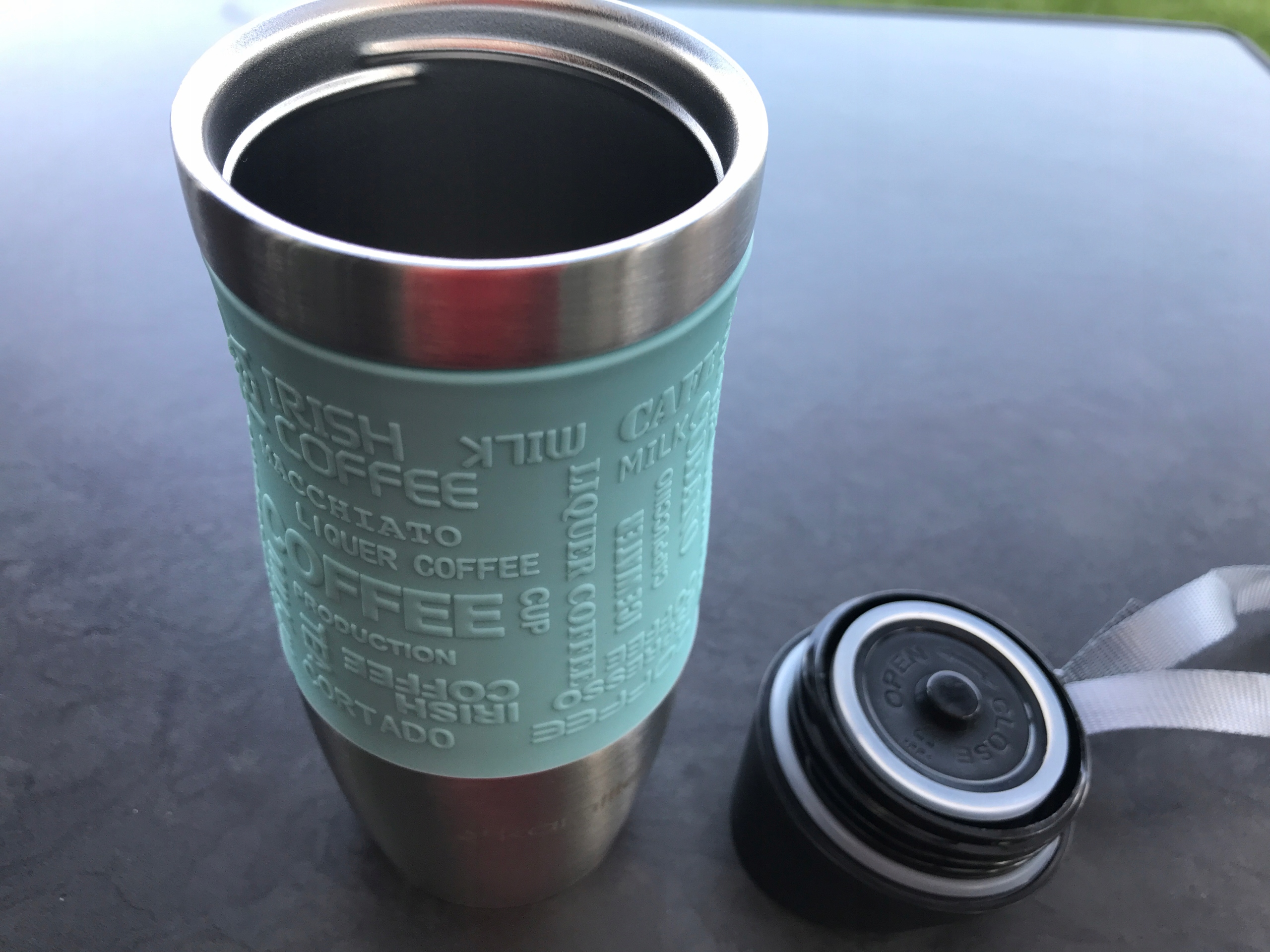 KUBEK TERMICZNY BIDON TERMOS 380ml STALOWY DO SZKOŁY TURYSTYCZNY Z UCHWYTEM Rodzaj kubek termiczny